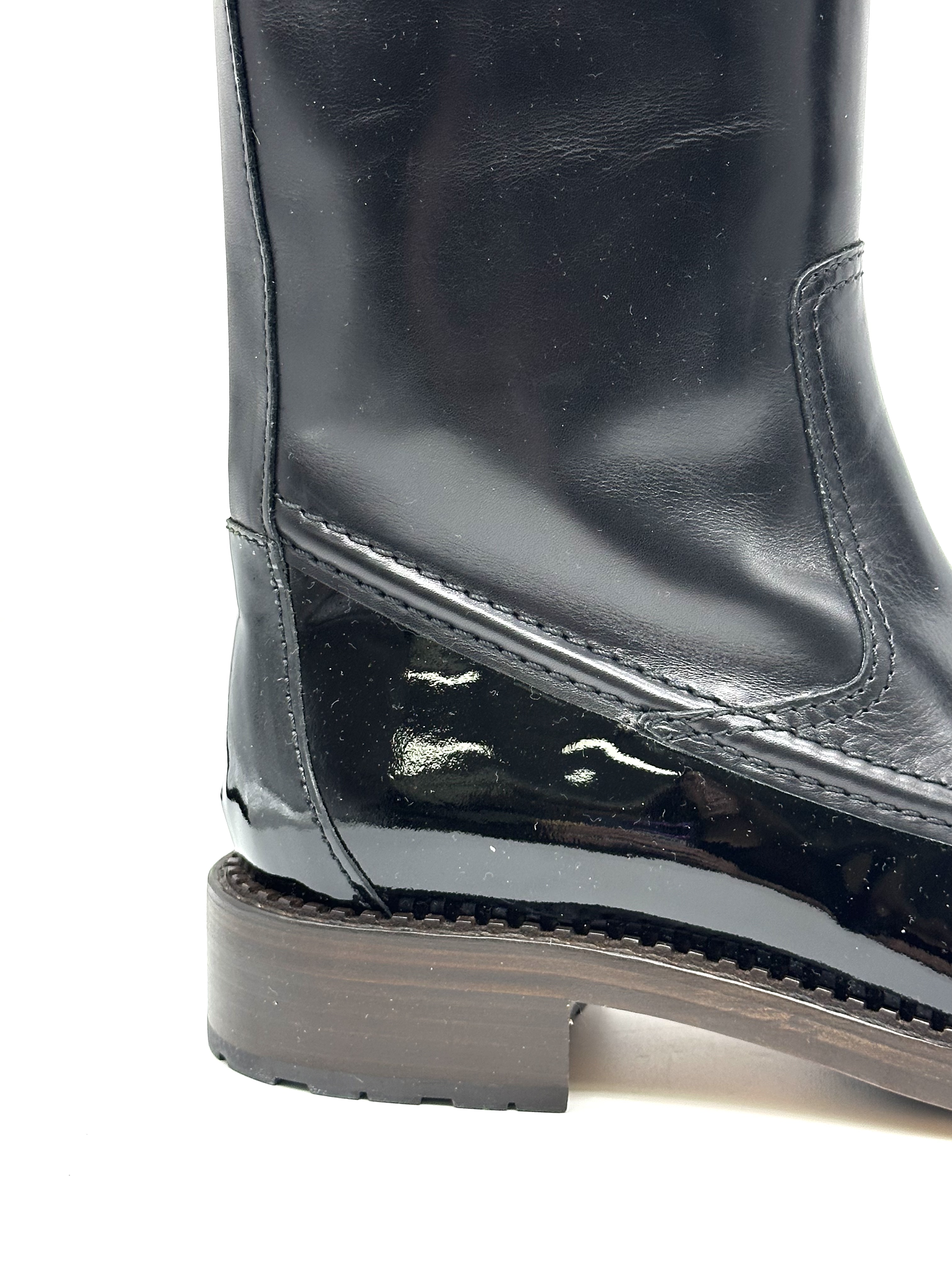 Pre-Owned Chanel Boots / Product Code: 26040411