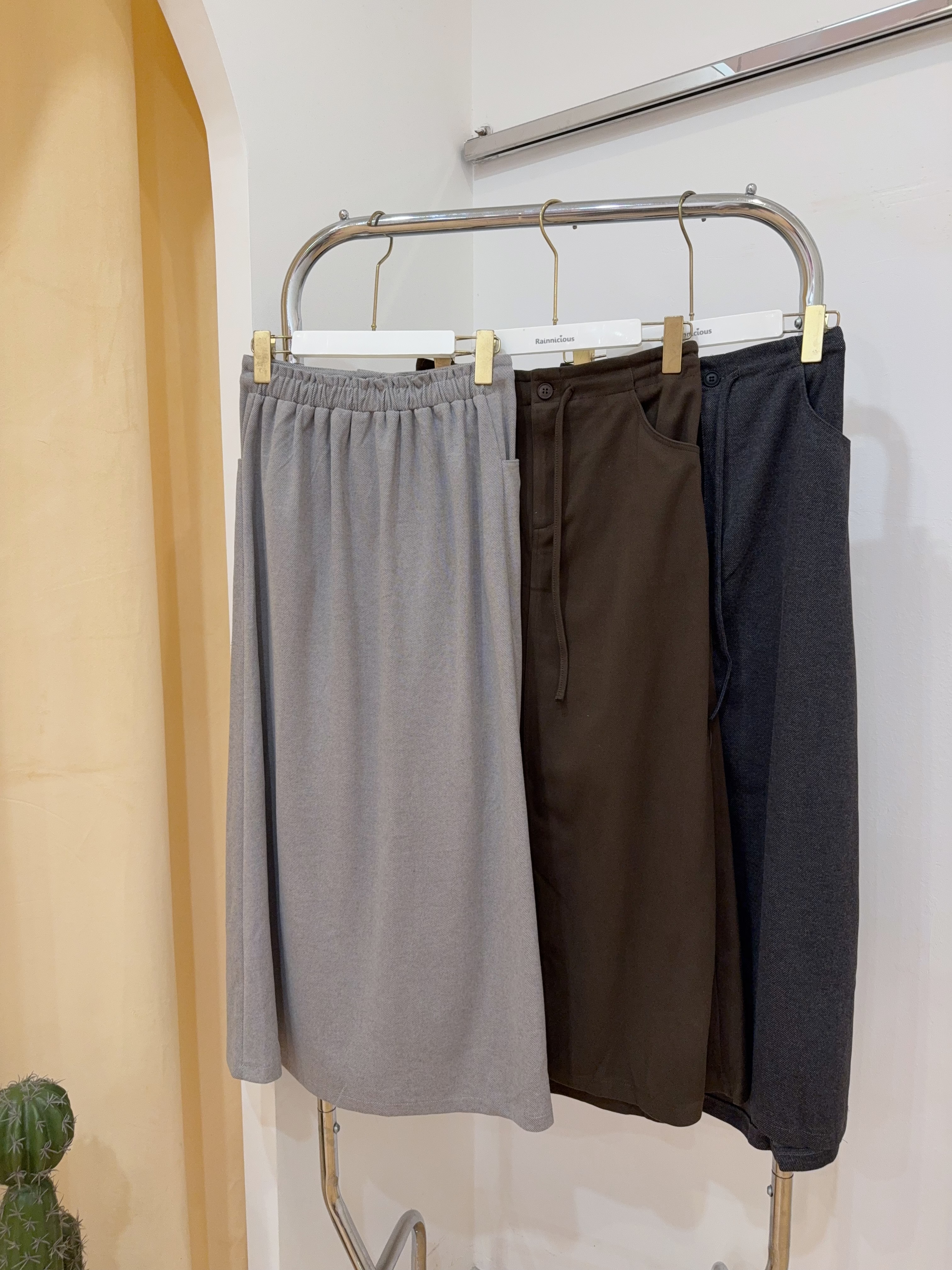 毛呢抽绳开叉半身长裙 R2864