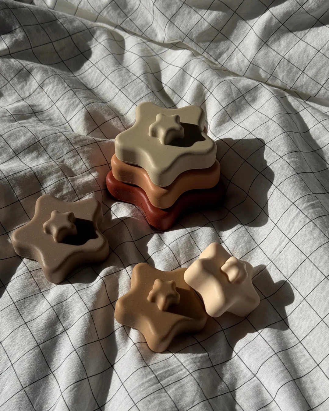 Leo et lea sillcone star stacker