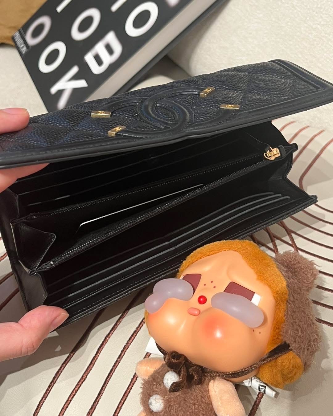 Chanel cc filigree wallet 黑色荔枝牛皮 100%Authentic,98%new ✅card✅box