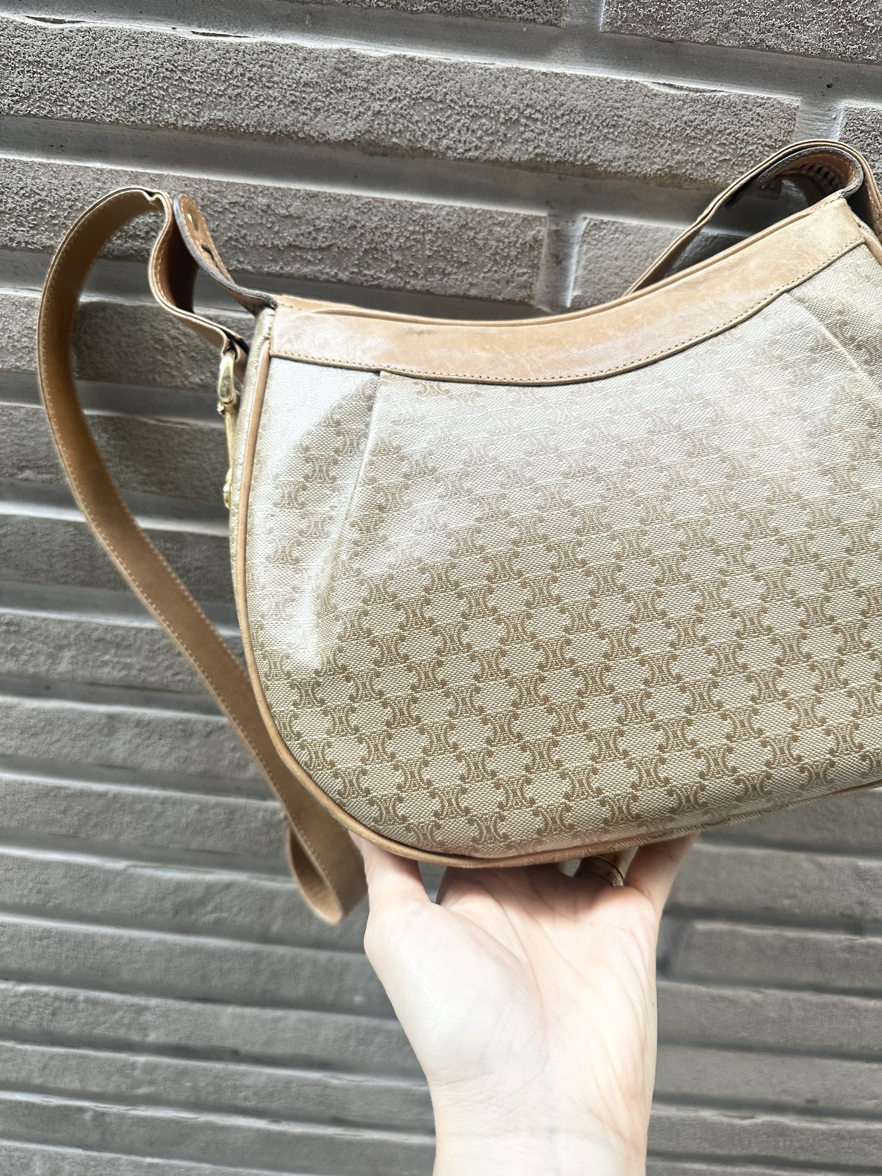 vintage celine beige triomphe macadam crossbody 