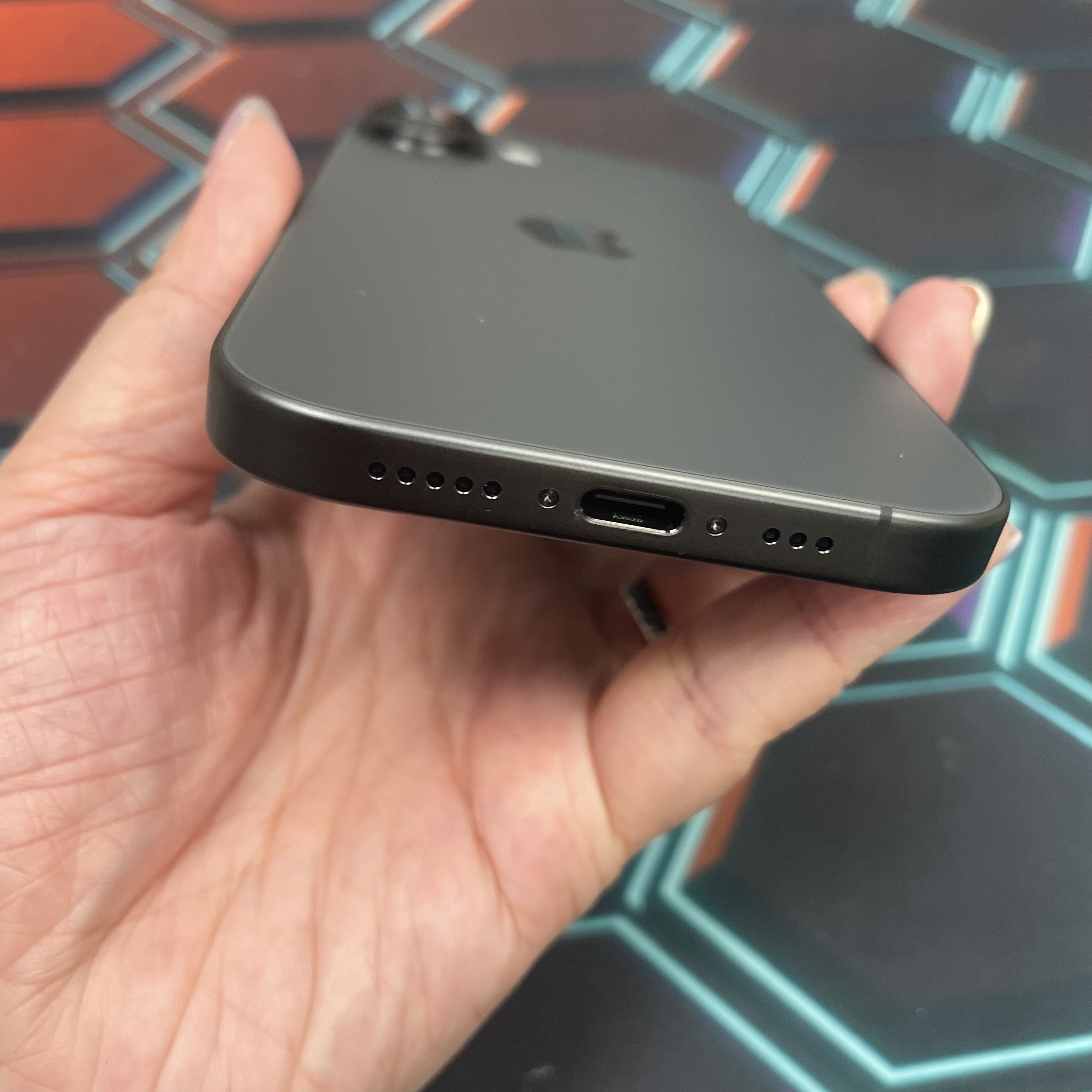 *6774 17 未使用品 256GB 電100 黑色 black