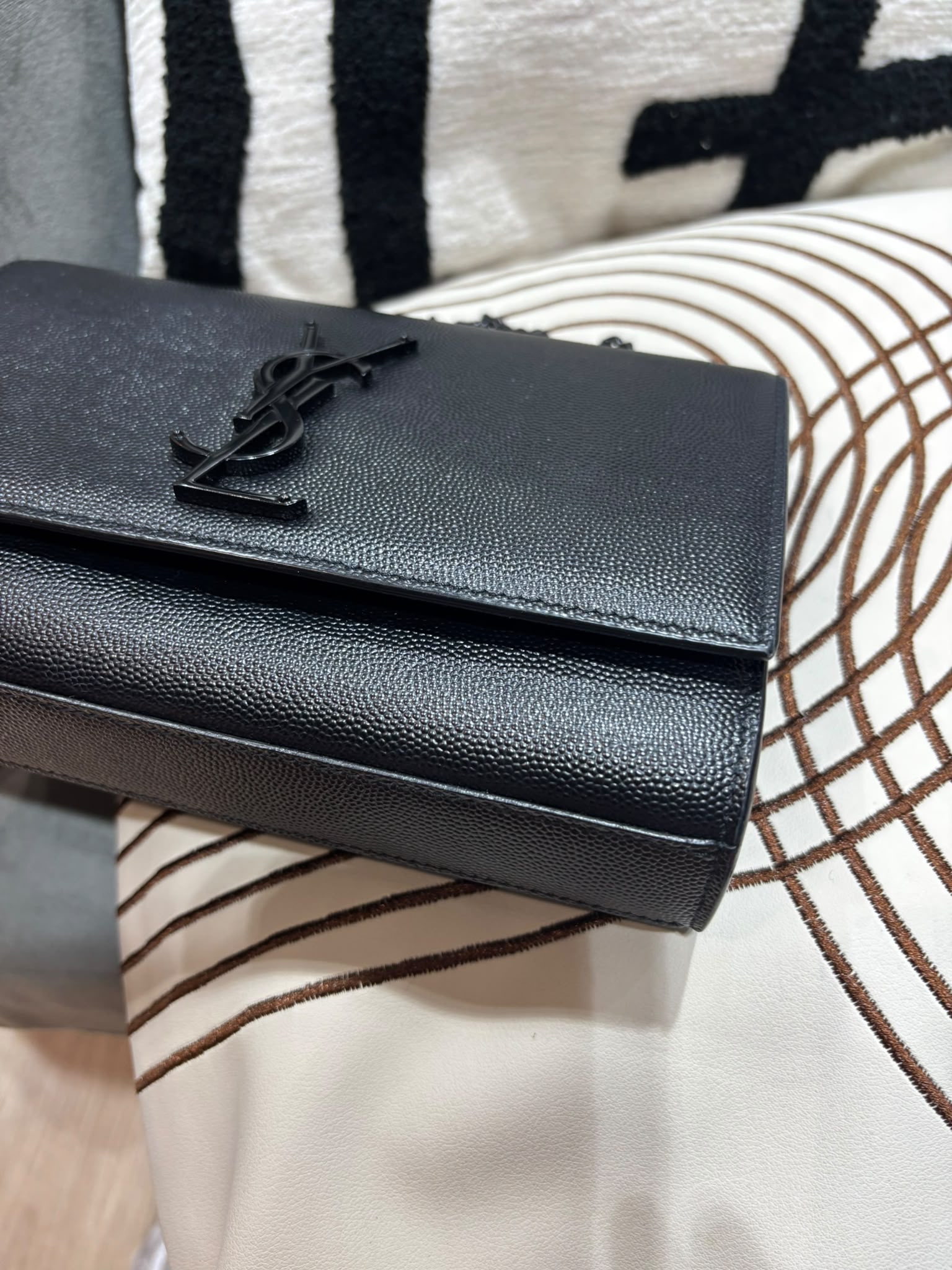 YSL Kate small  Black Caviar flap so black 20cm YSL FLAP 100%Authentic, 99%new  ✅Certificate ✅dust bag 