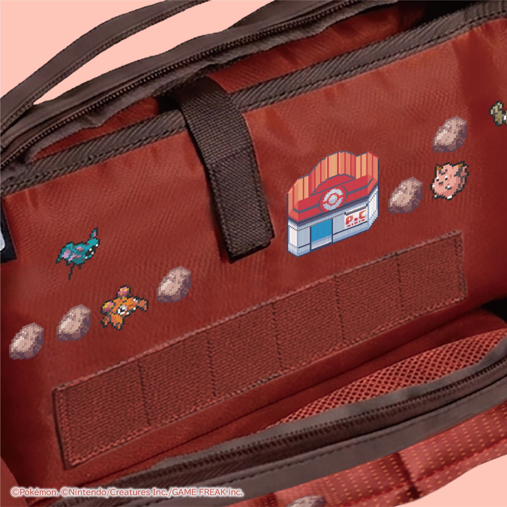 HORI NS2 中容量泡芙包 寶可夢像素風紅 (NSX-217)        HORI NS2  Puff Pouch Pokémon Pixel Art Red (NSX-217)