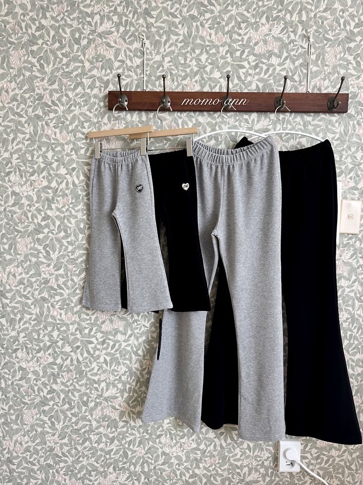 Momoann | Simple Bootcut(with Mom)
