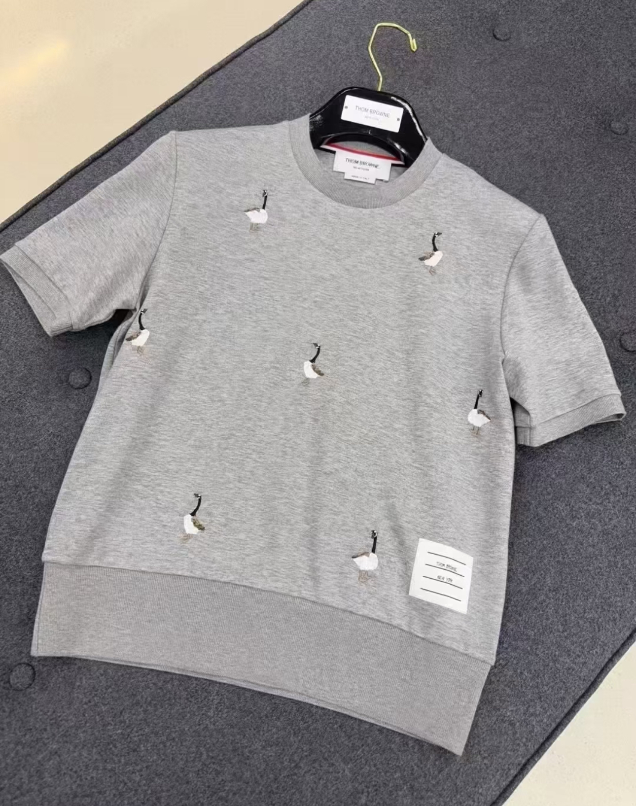 訂貨📮 Thom Browne灰色小鴨子針織短袖 Size 36/38/40/42 各一