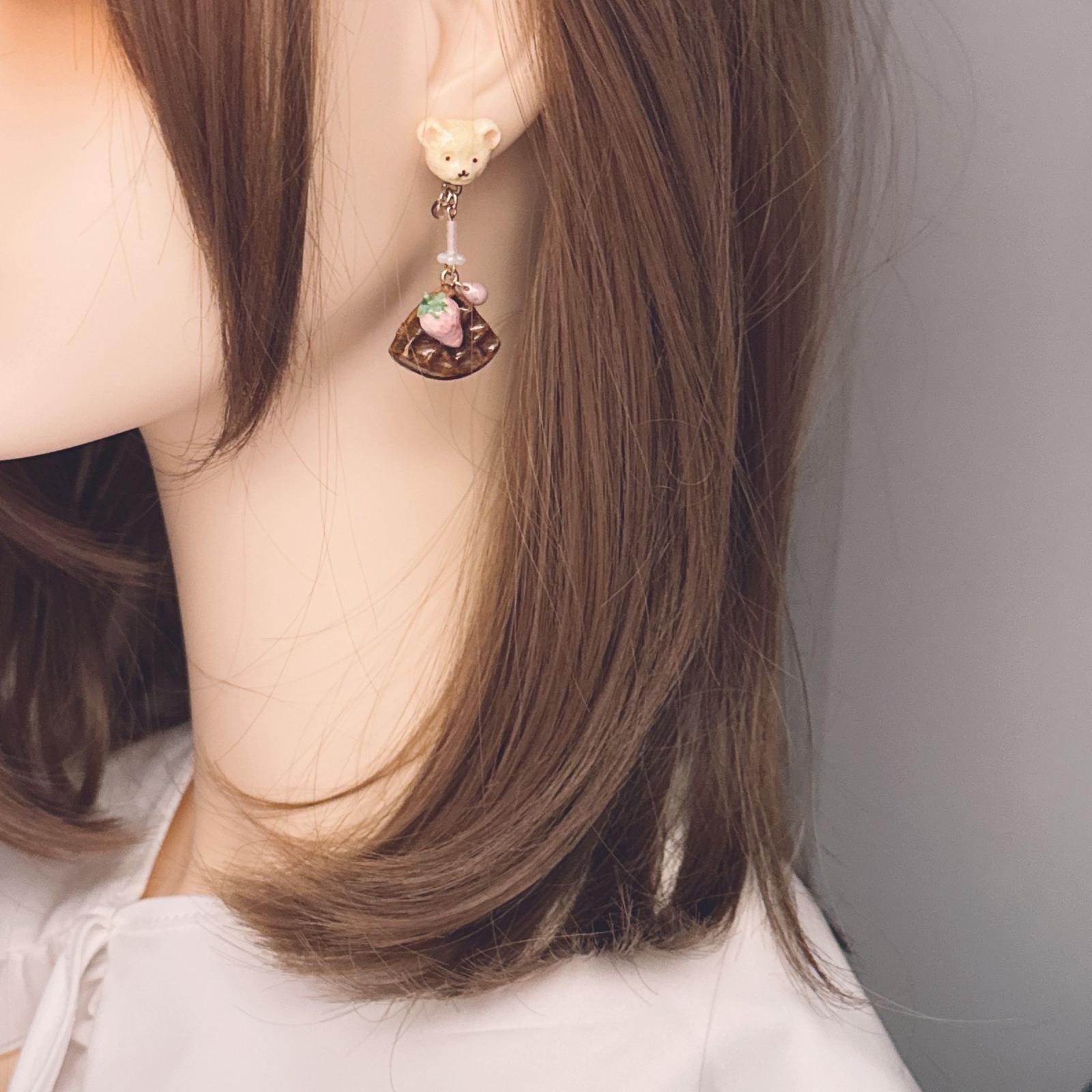 手繪草莓🍓窩夫🧇耳環 兩色入