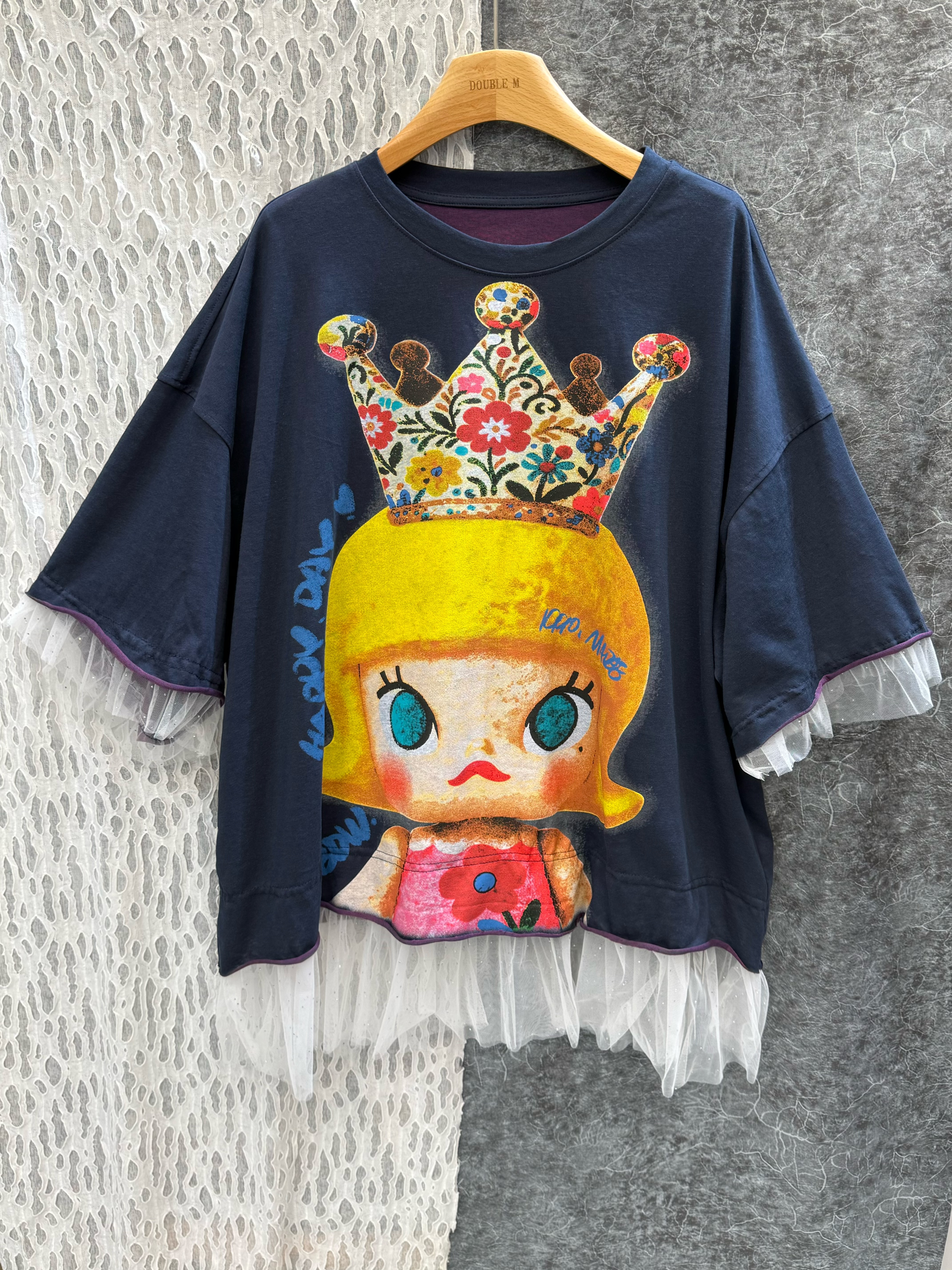 皇冠女孩蕾絲邊T