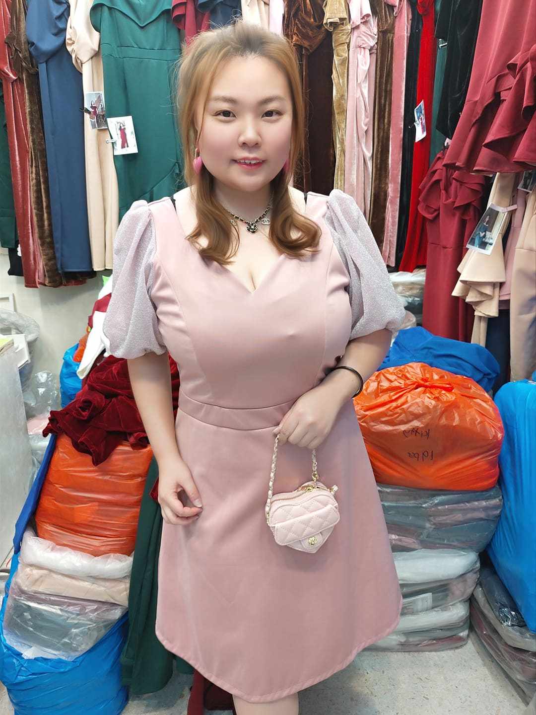 E11/EE0133 🔥特价🔥雪纺泡泡袖大V礼服