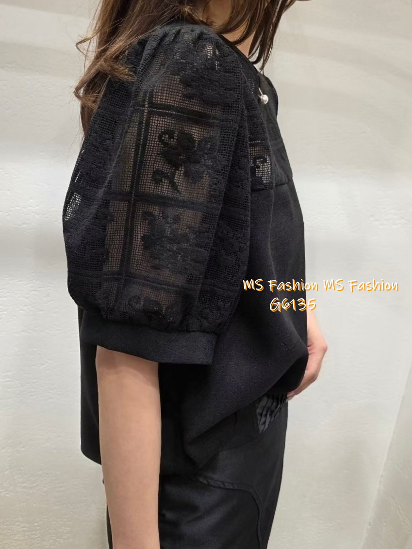 G6135 韓國🇰🇷靚料格紋通花透視top