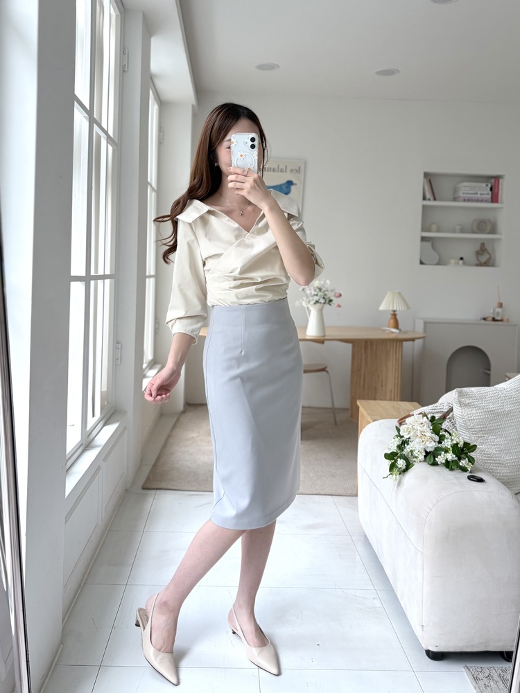 Camelia Wrap Collar Blouse (Cream)