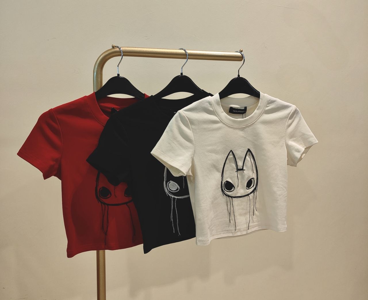 独家设计OMO短版上衣 2673