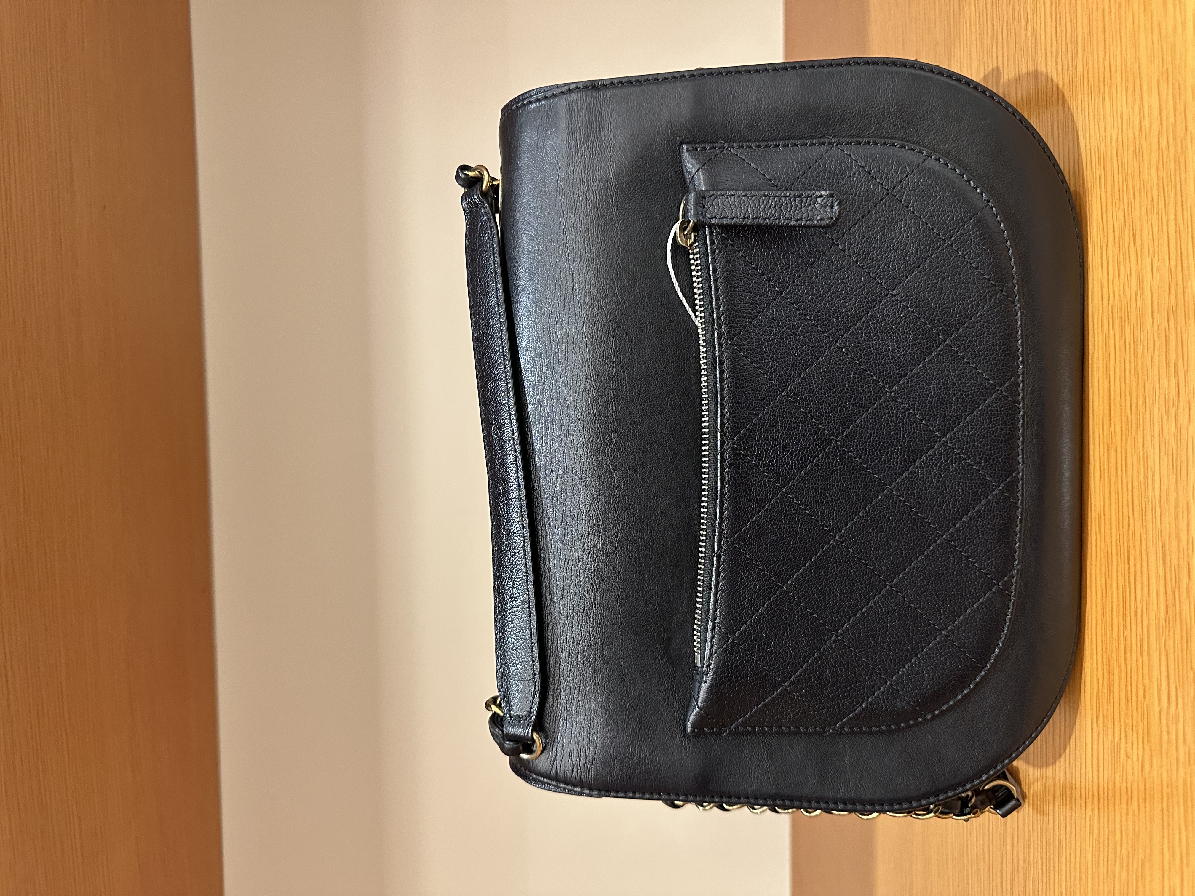 直播貨品 |  [1個-$100 2個-$300］ HH24