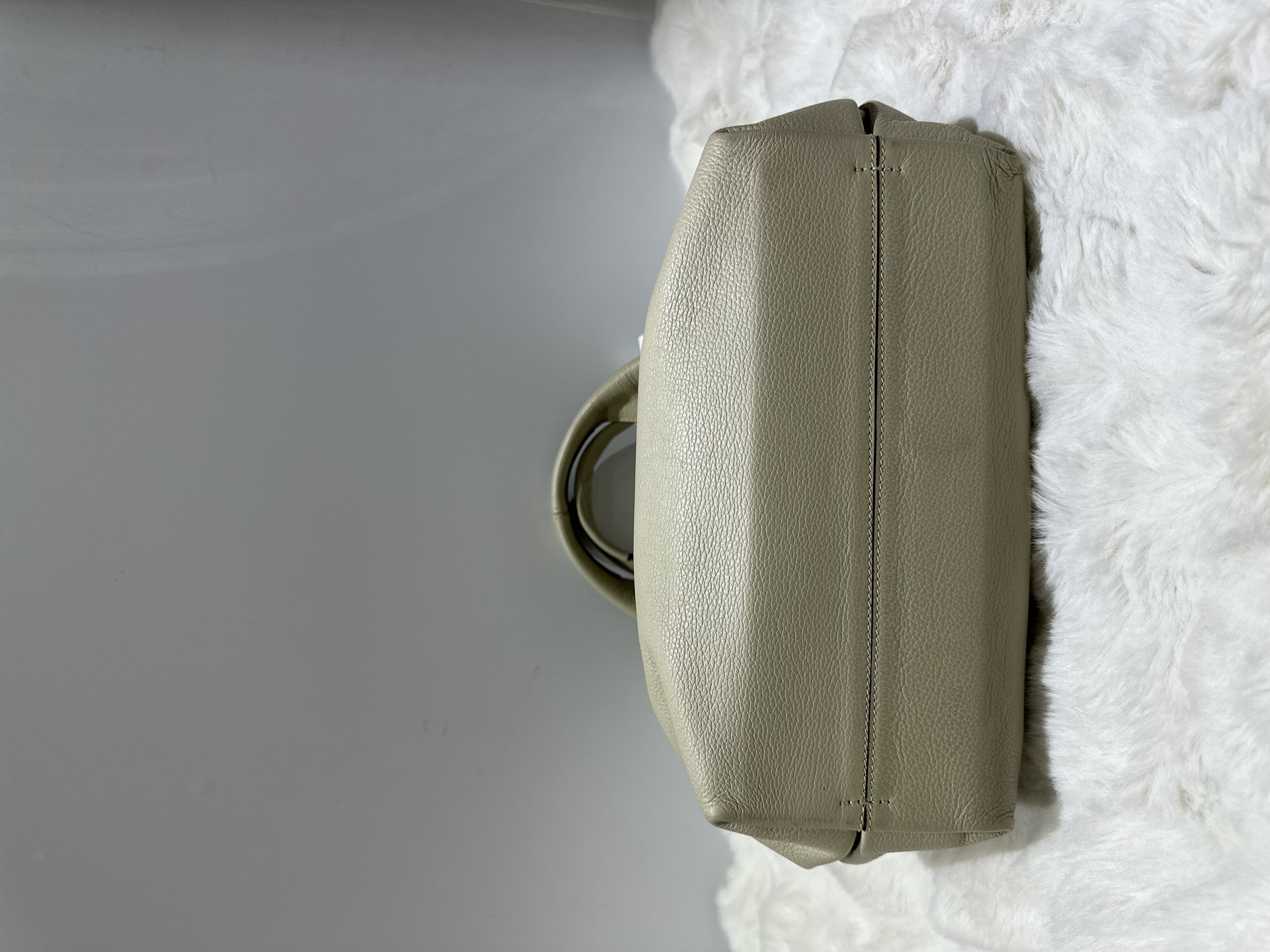 直播貨品 |  [1個-$100 2個-$300］L14