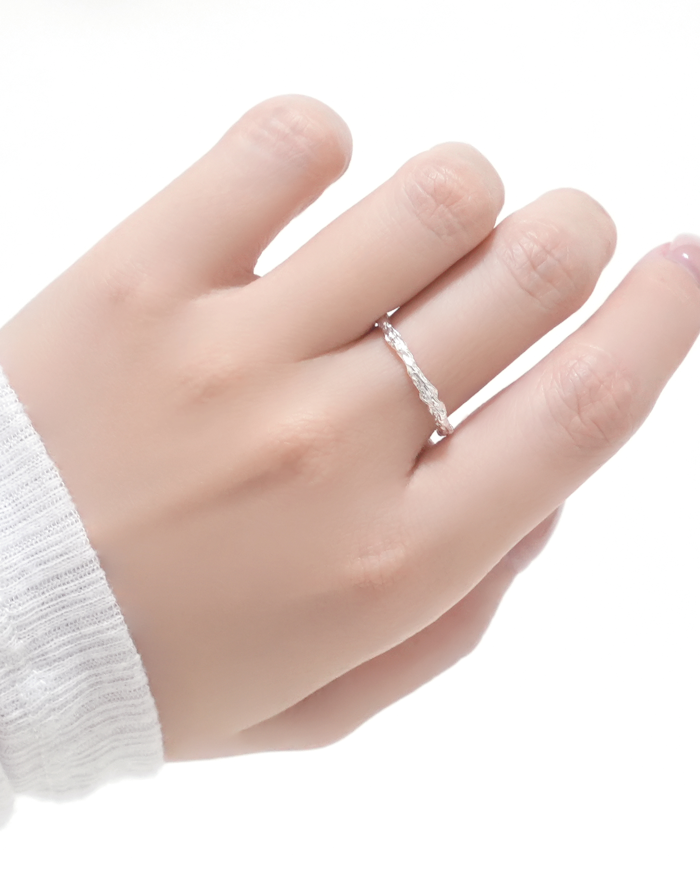 Ethereal Silhouette Ring