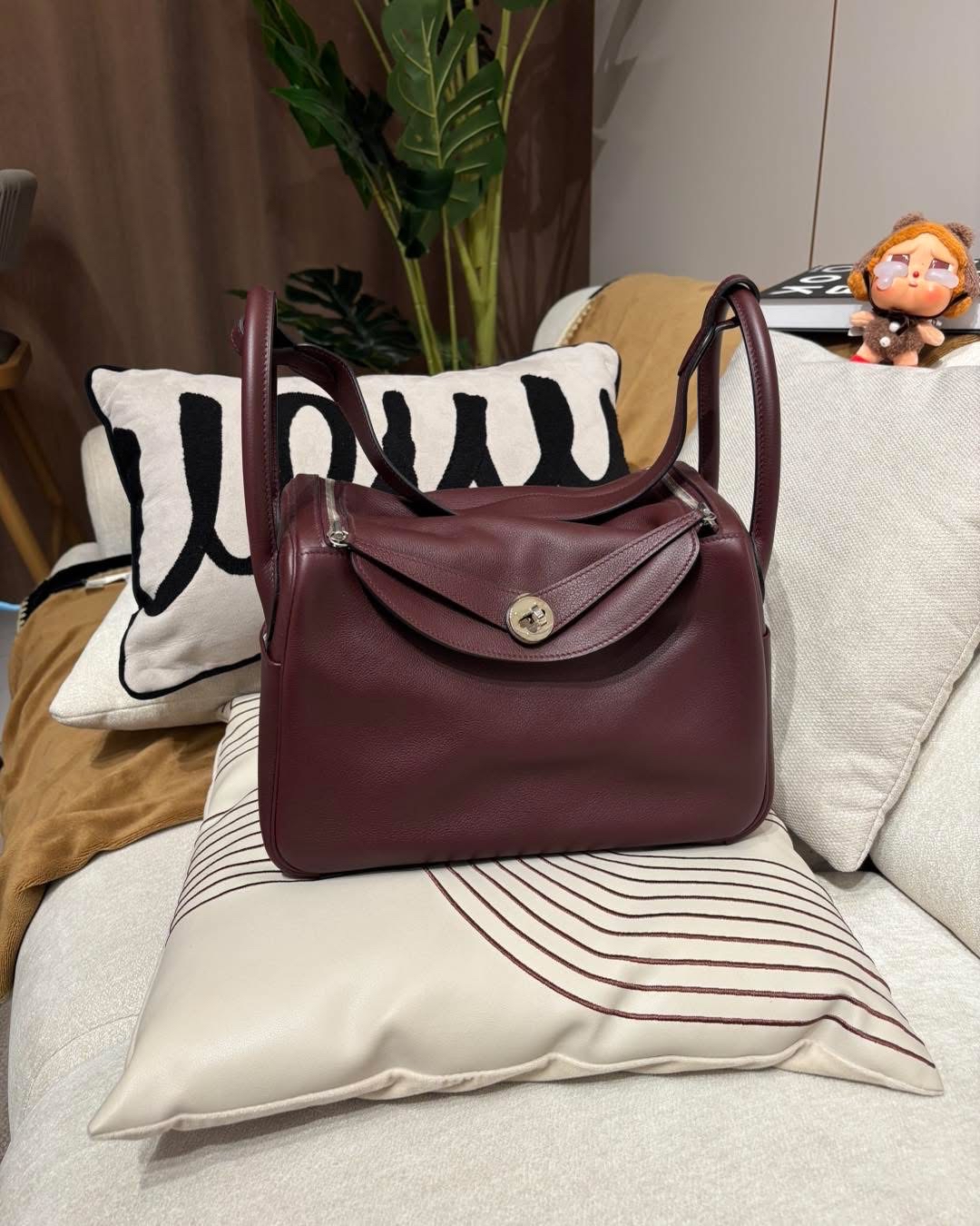 HERMES LINDY 30 STAMP X, 西梅紫Evercolor,100%Authentic ,98%new✅專門店收據✅防塵袋 
