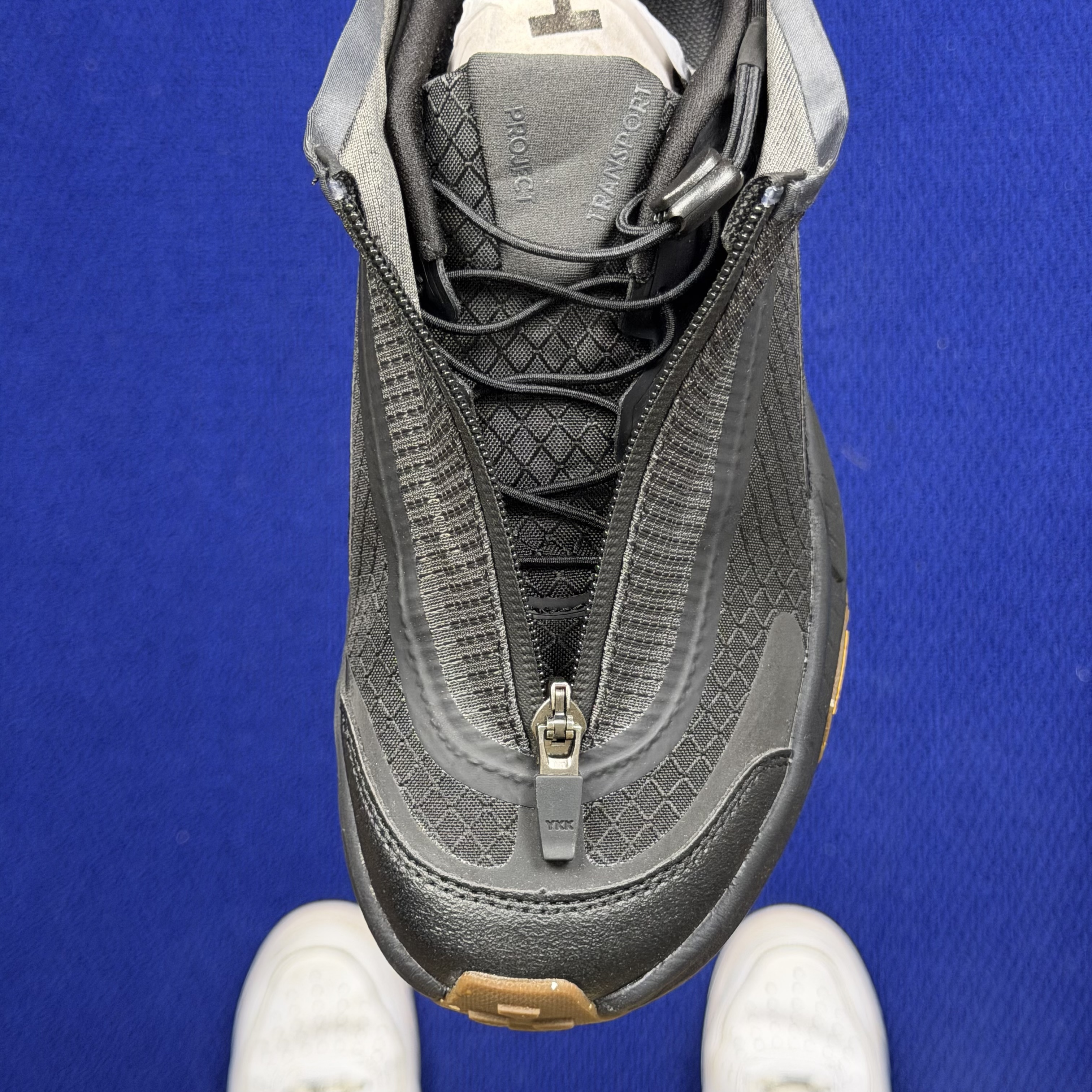 Hoka One One Project Transport