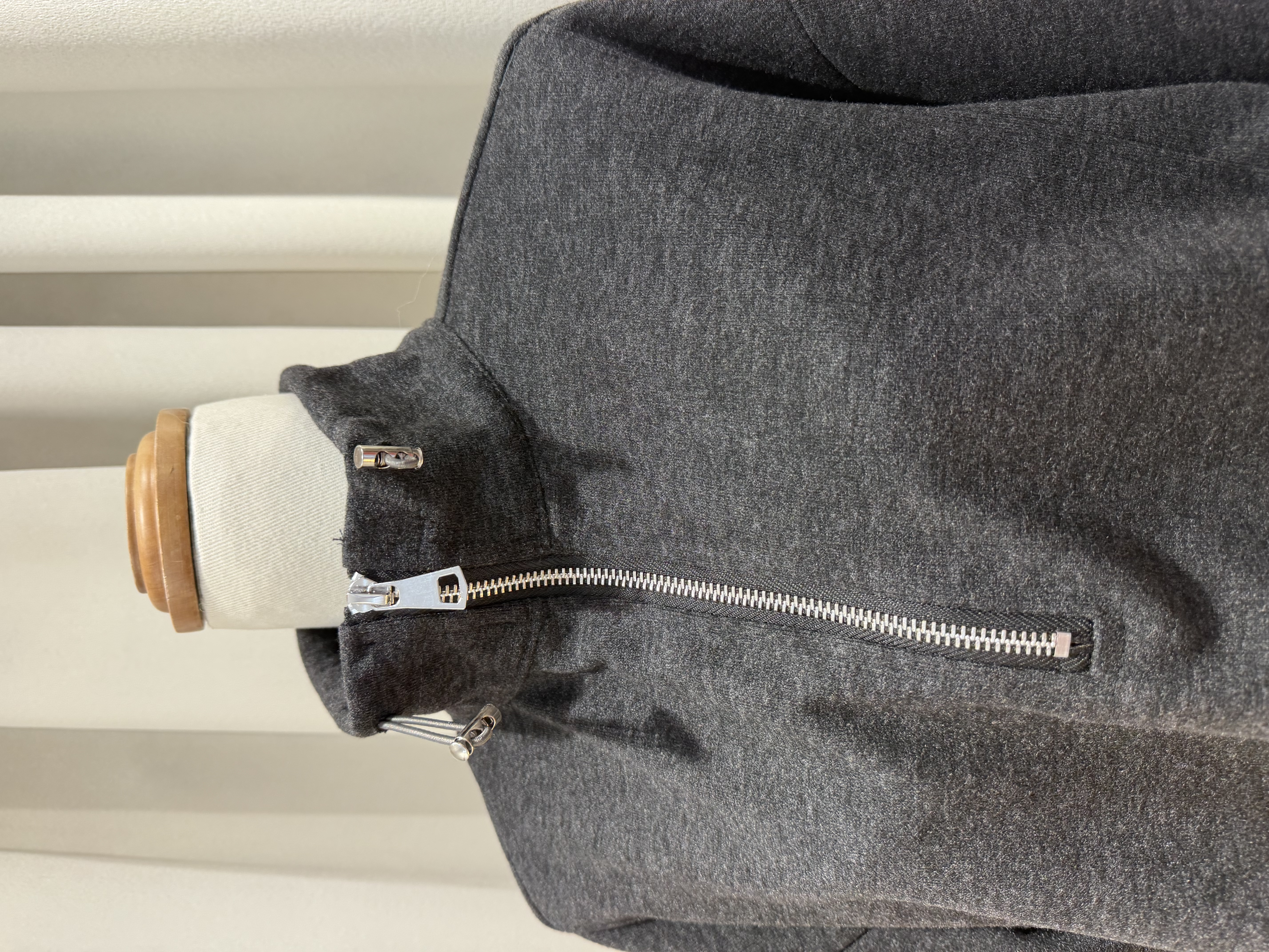 ‼️必搶‼️灰色半拉鍊衞衣