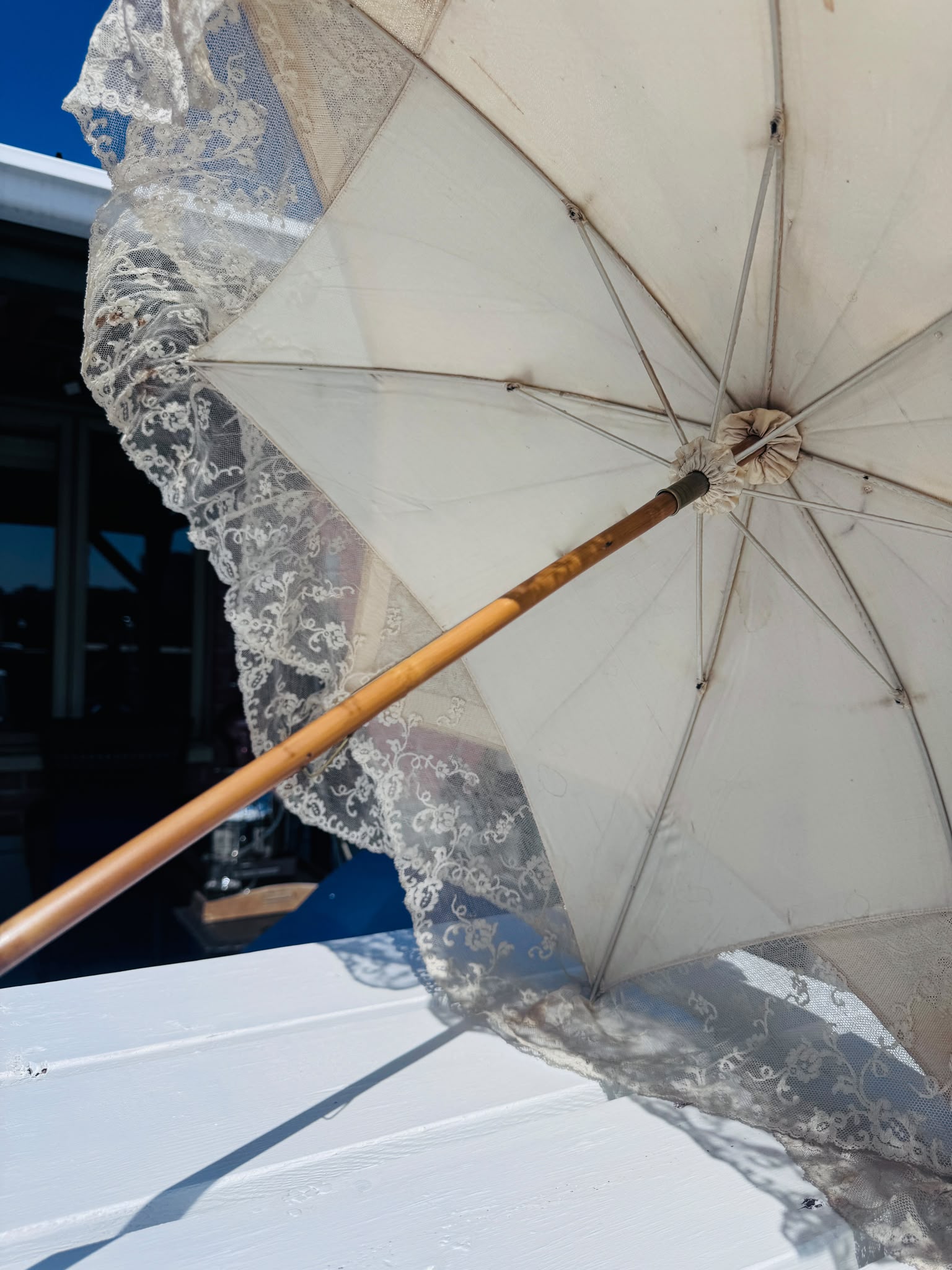 Antique Late Victorian/ Edwardian Lace Parasol with Carved Wooden Handle, c. 1890–1915 (MT2617)