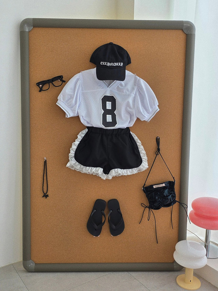 🇰🇷Ellymolly tee