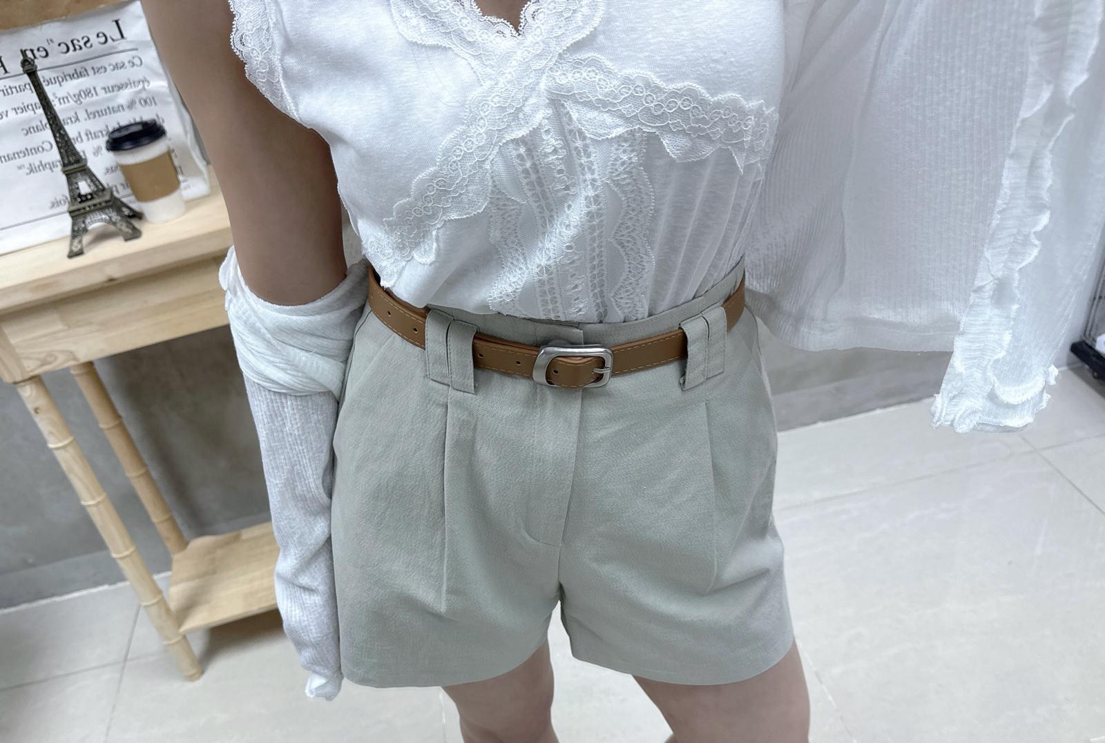 D20 ruffle 邊暗紋外套