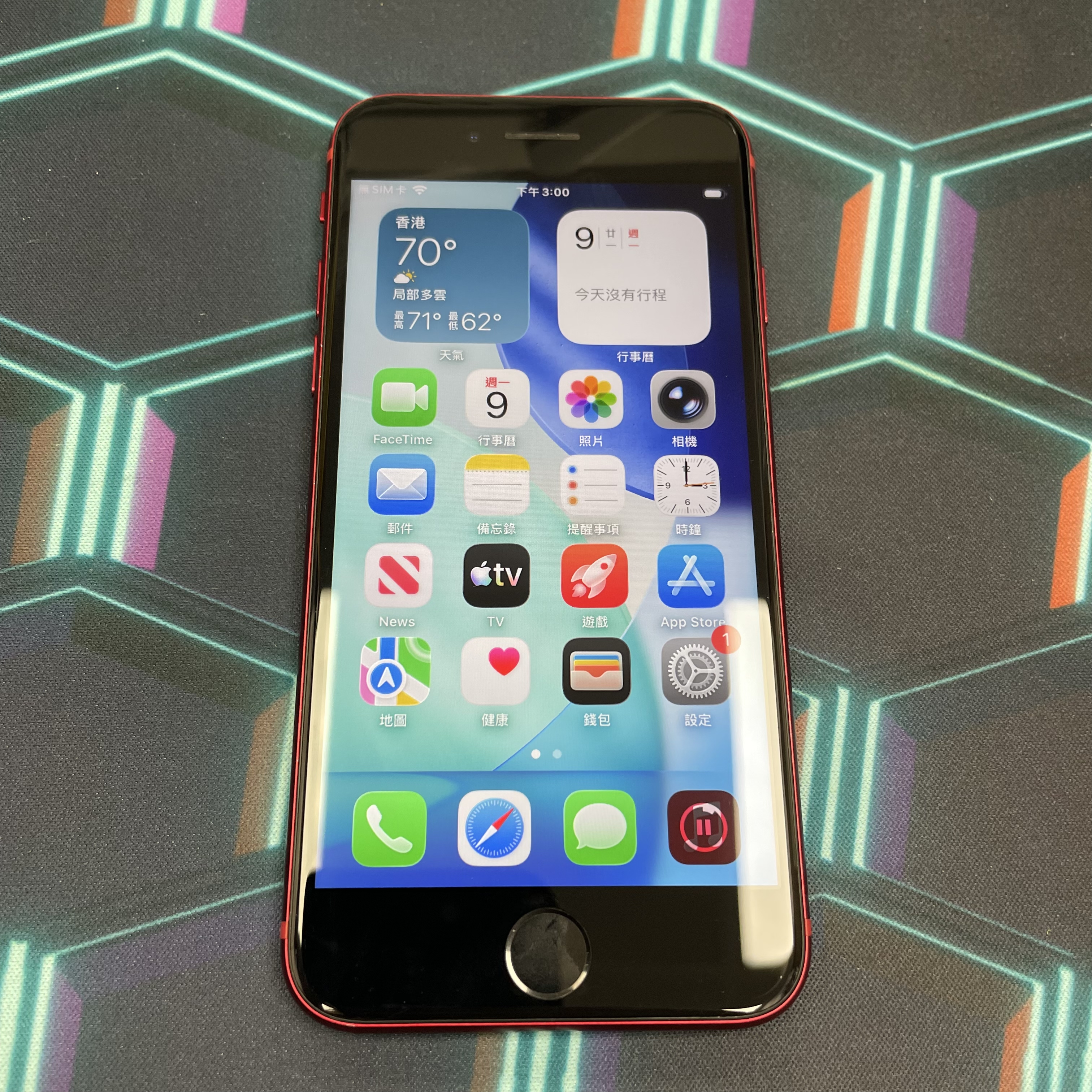 *6074 SE 3 勁靚機 64GB 電78 紅色 red