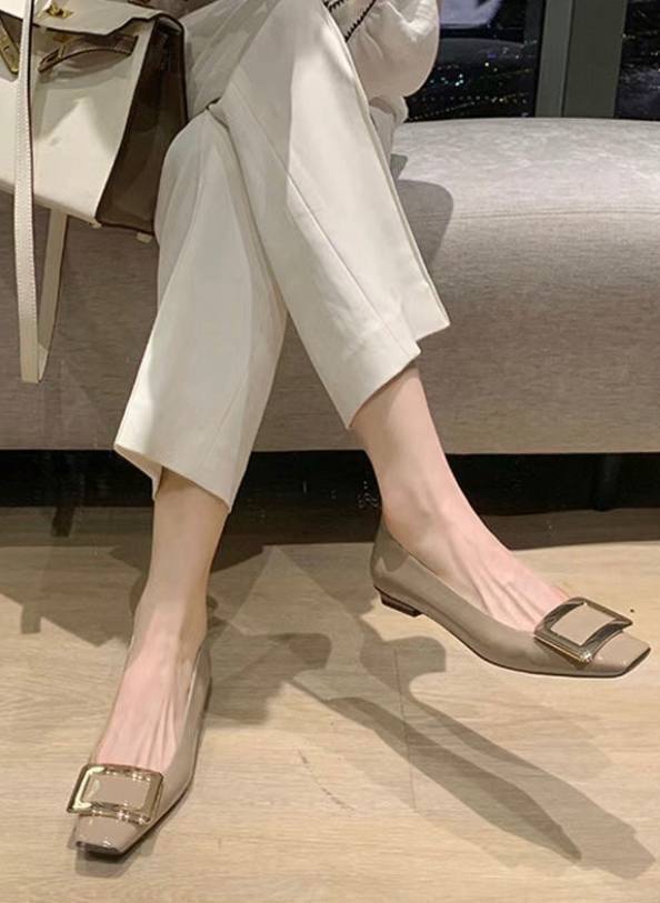 限時優惠🩷訂貨📮RV 經典款Belle 2.5cm 大象灰漆皮  Size 35/35.5/36/36.5/37.5