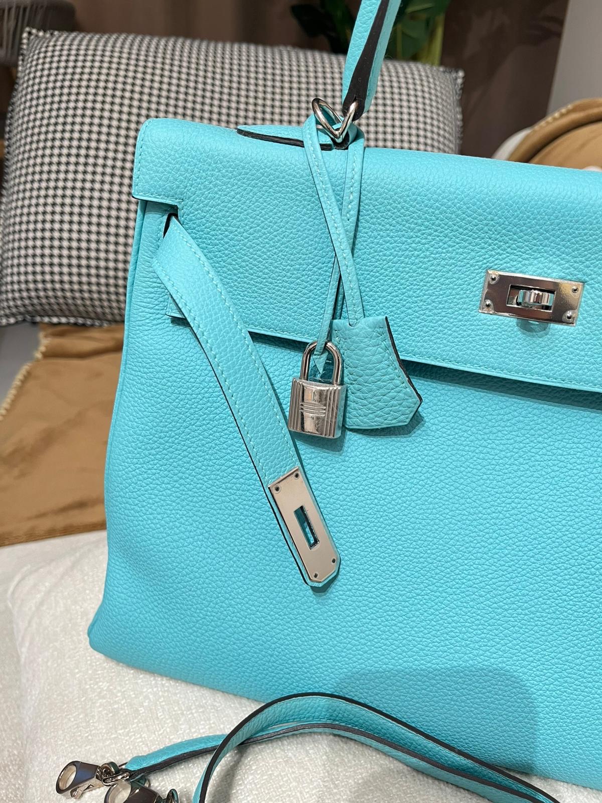 Hermes Kelly 35,Togo ,馬卡龍藍,STAMP T 100%Authentic,98%new ✅肩帶✅key lock✅dust bag ✅BOX