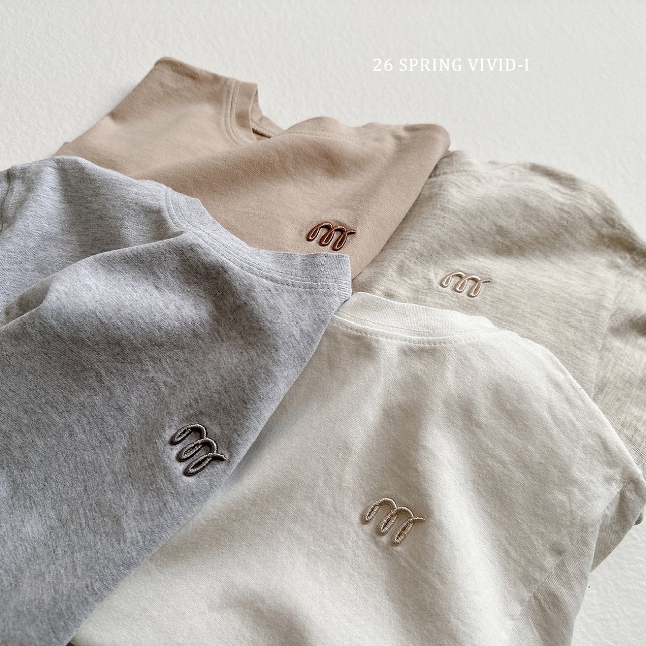 🌸預訂 韓國直送🌸🇰🇷VIVIDI四色M字刺繡寬鬆長袖上衣