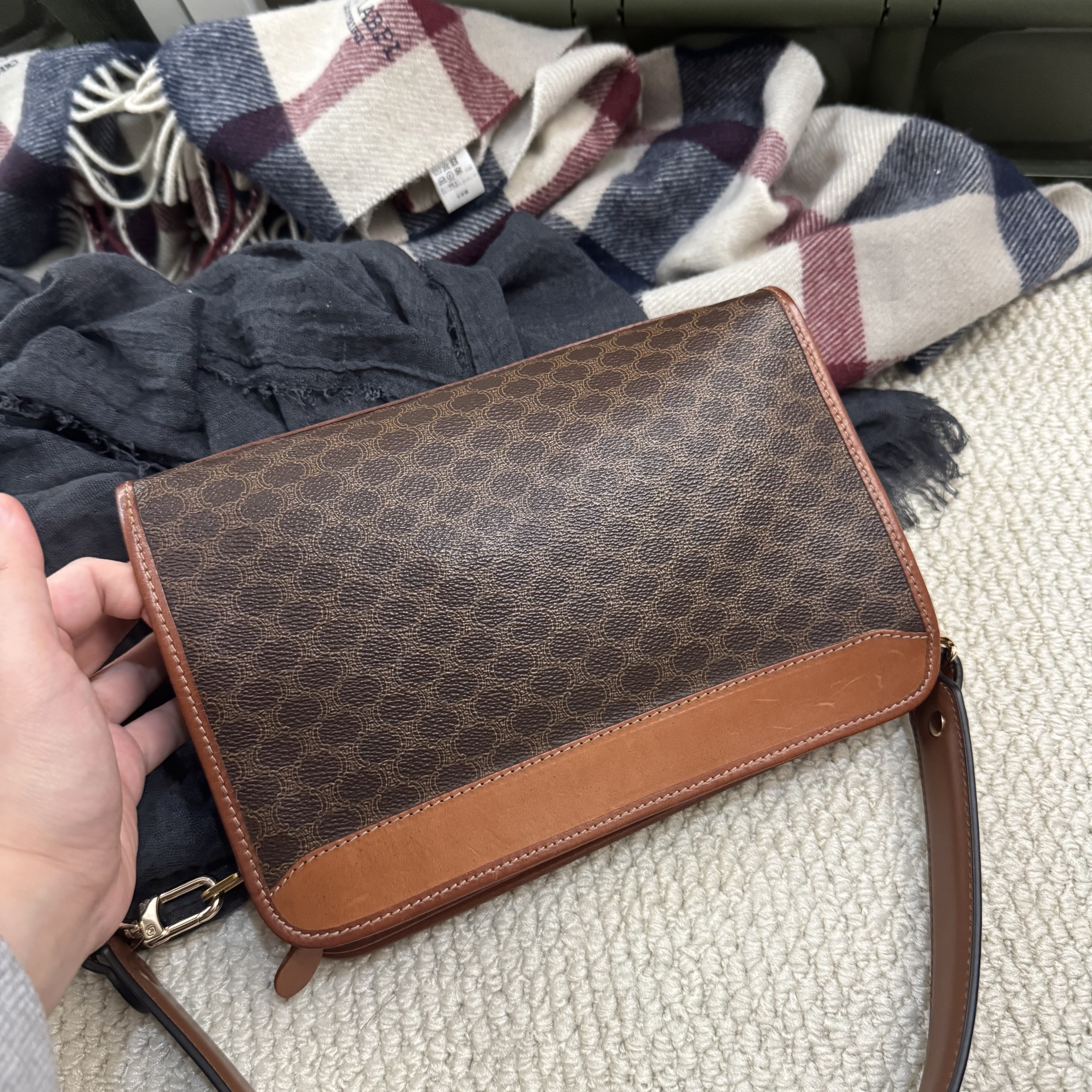 𝐂𝐞𝐥𝐢𝐧𝐞 𝐌𝐚𝐜𝐚𝐝𝐚𝐦 𝐏𝐨𝐮𝐜𝐡 𝐁𝐚𝐠 🐻