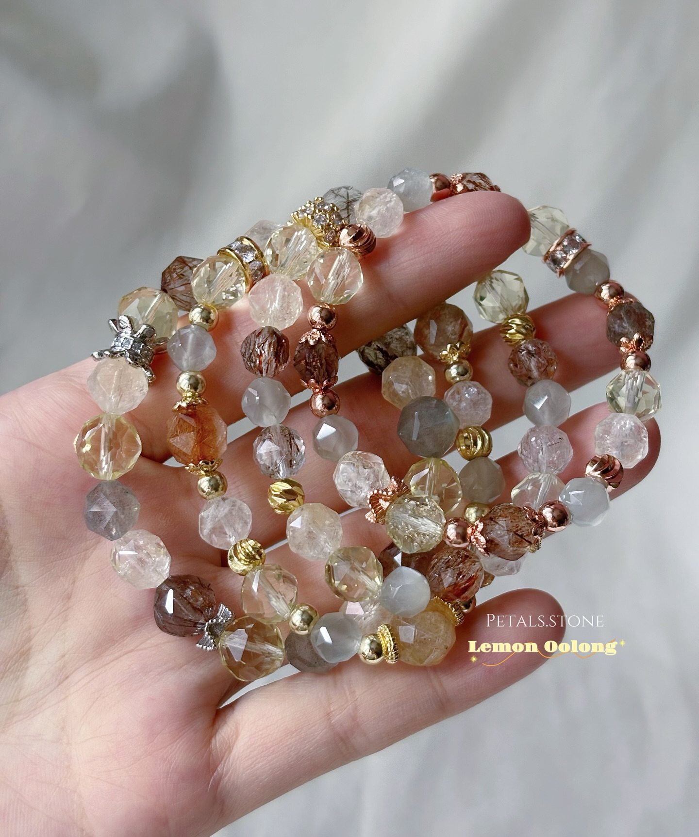 ✦.˚◦𝐿𝑒𝓂𝑜𝓃 𝑜𝑜𝓁𝑜𝓃𝑔🍋