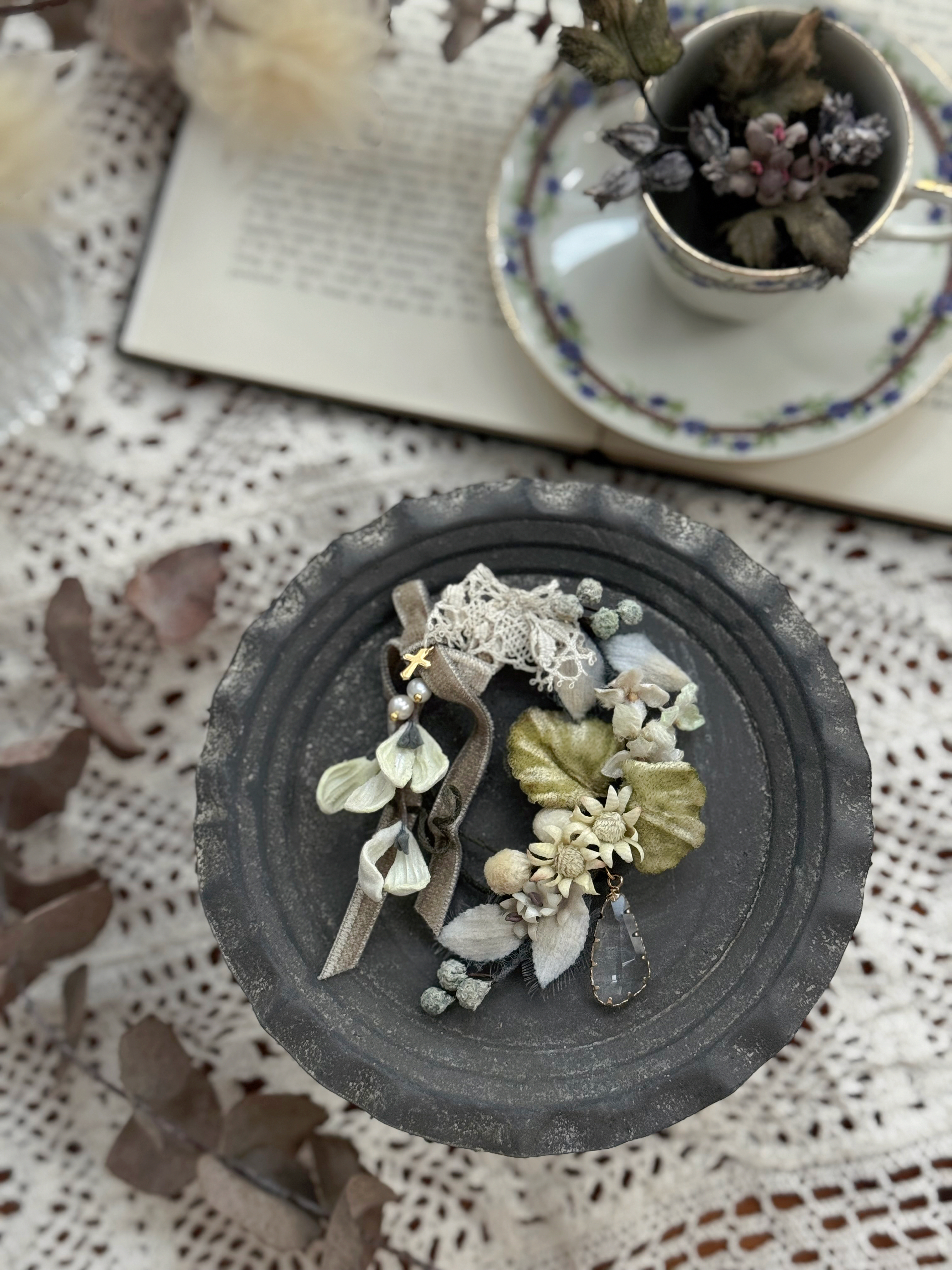 冬日風格布花胸針