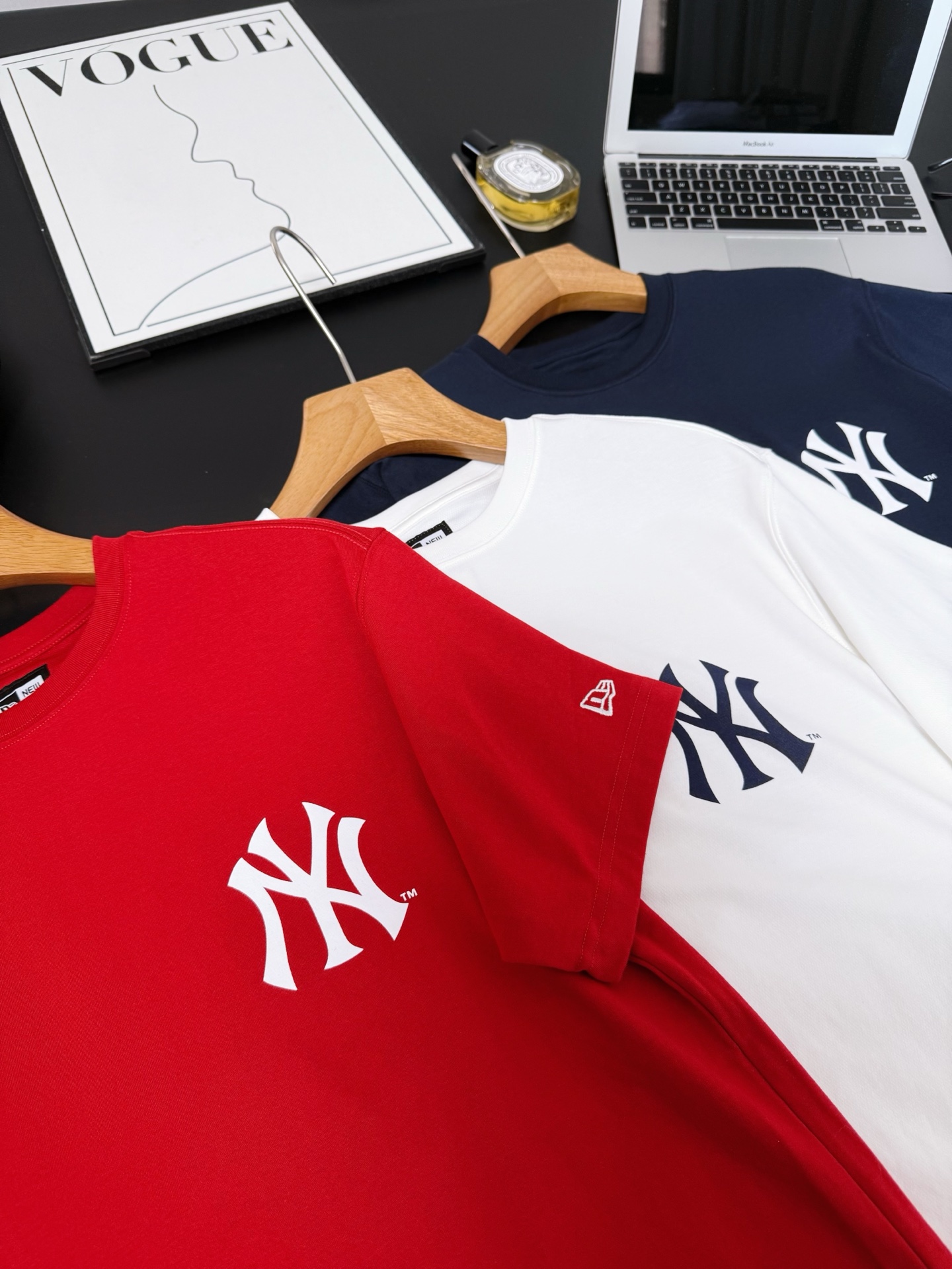 NEW ERA × NY 腰果花印花短袖Tee 