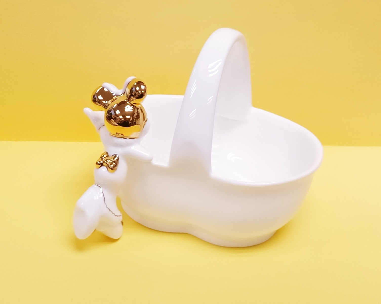 BONE CHINA HEART SHAPED BASKET 骨瓷心型籃子 Minnie Mouse    (KD-13)