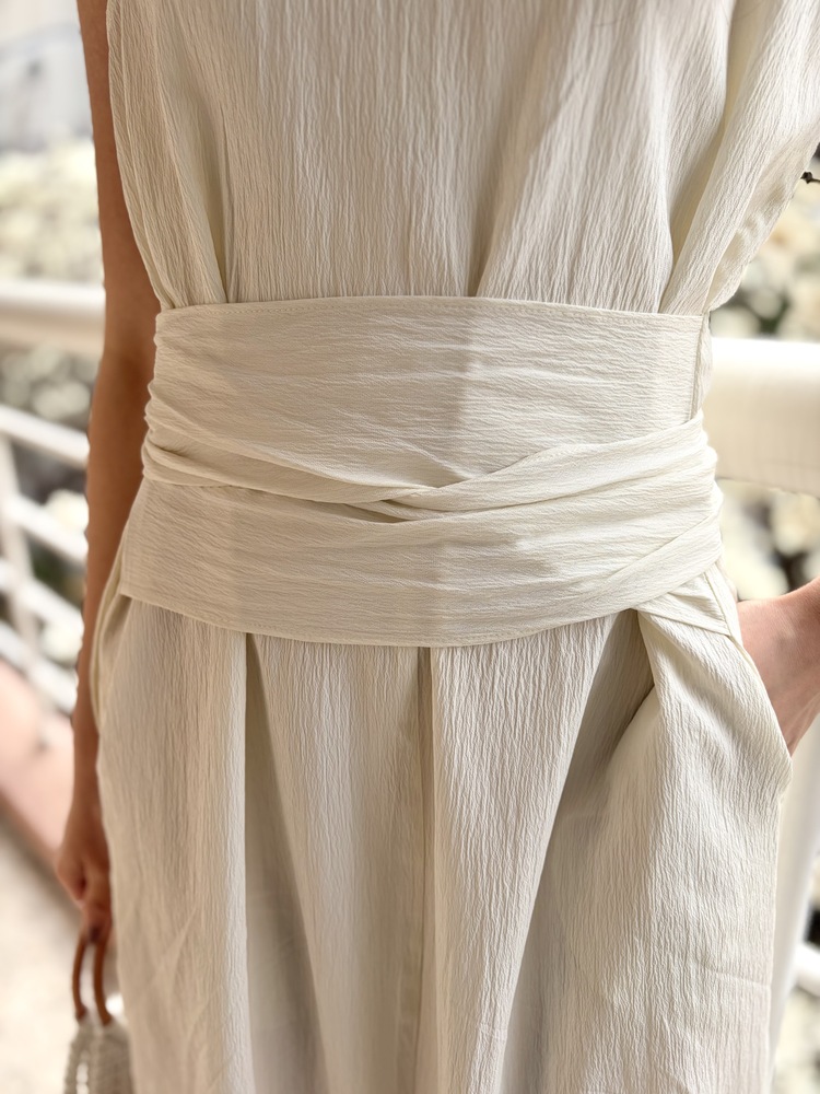 Arya Two-Way Textured Dress (Ivory)