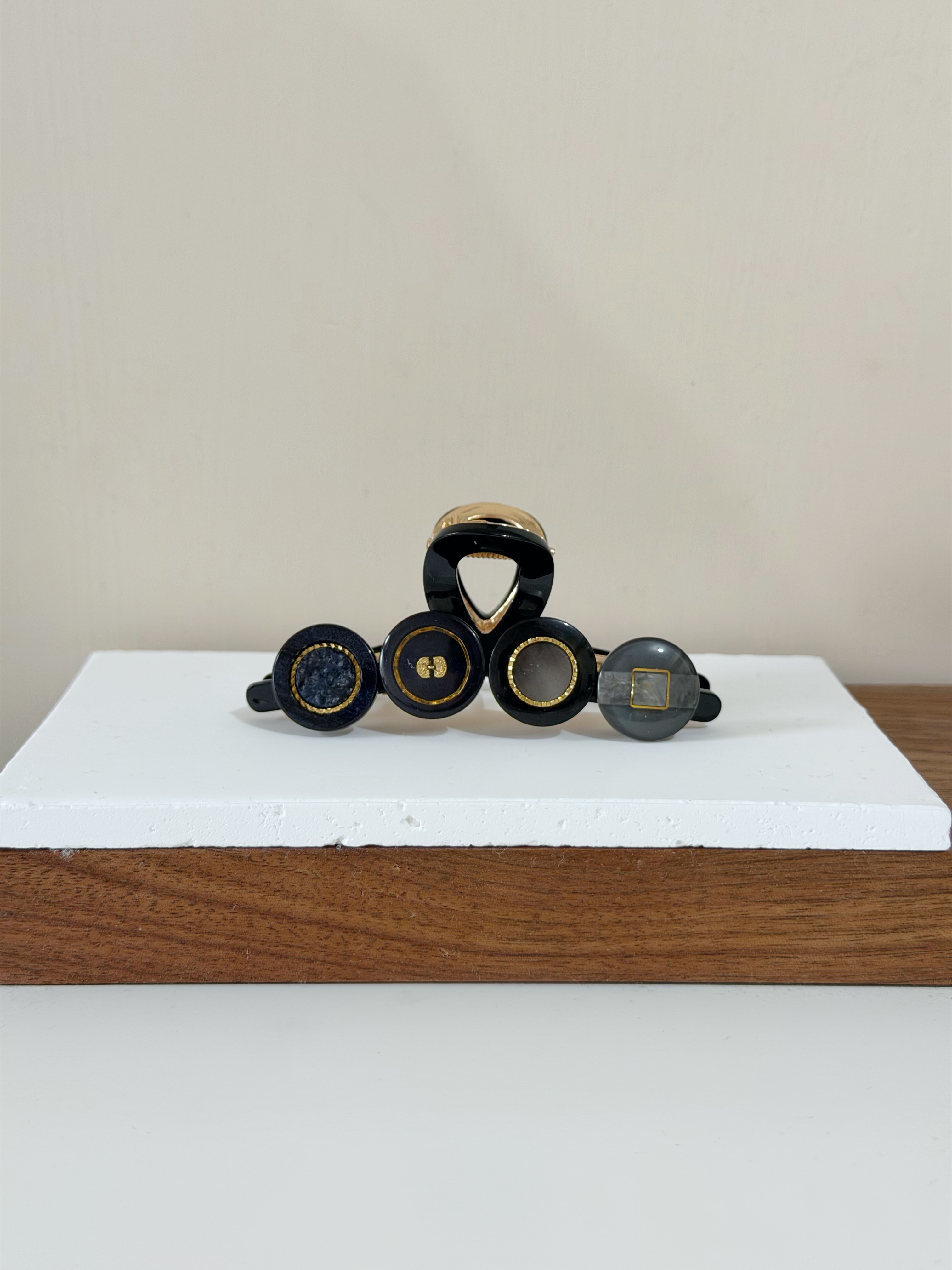 復古鈕扣髮夾/黑色系 8cm長