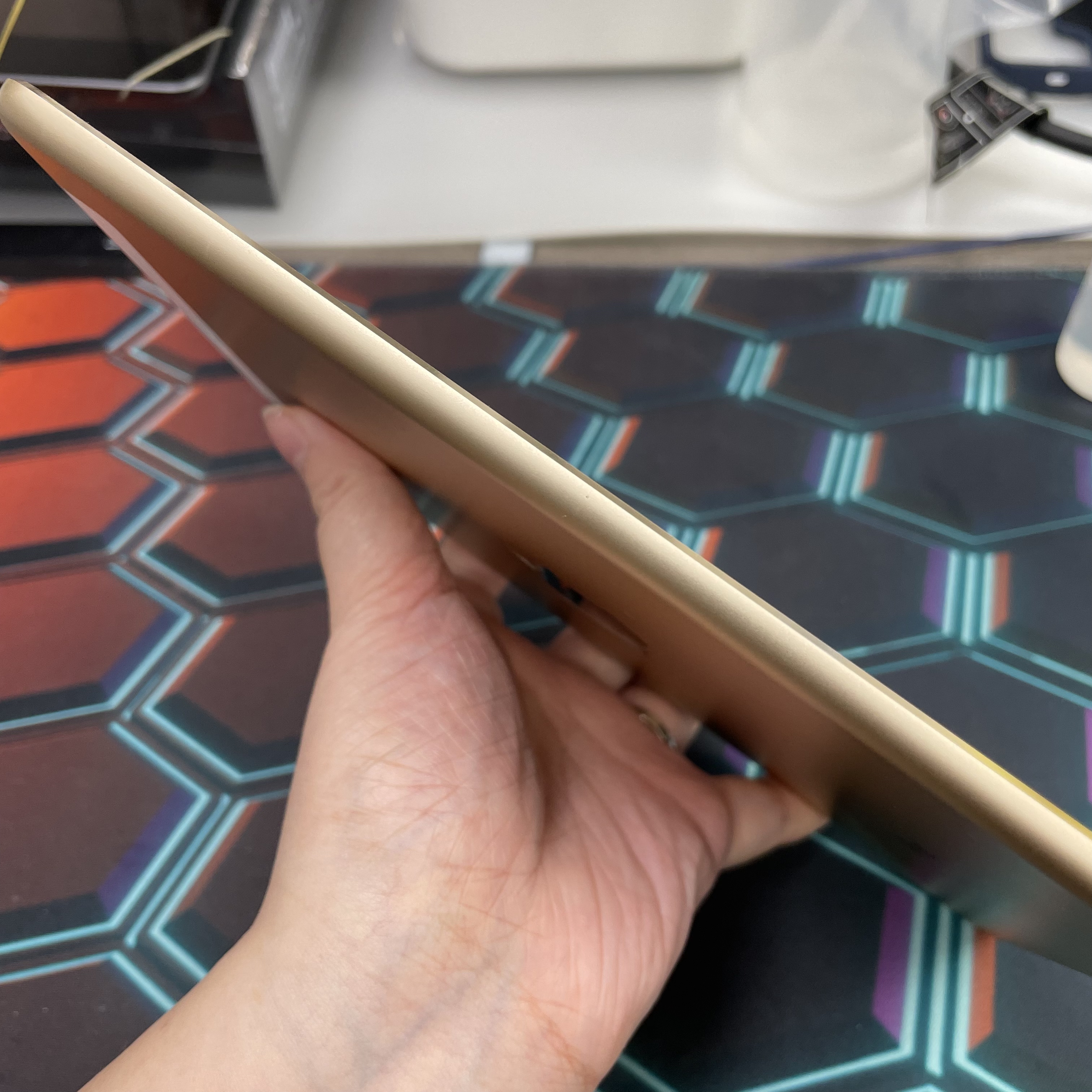 *803293 iPad mini 4 完美機 64Gb 插卡版 金色 gold