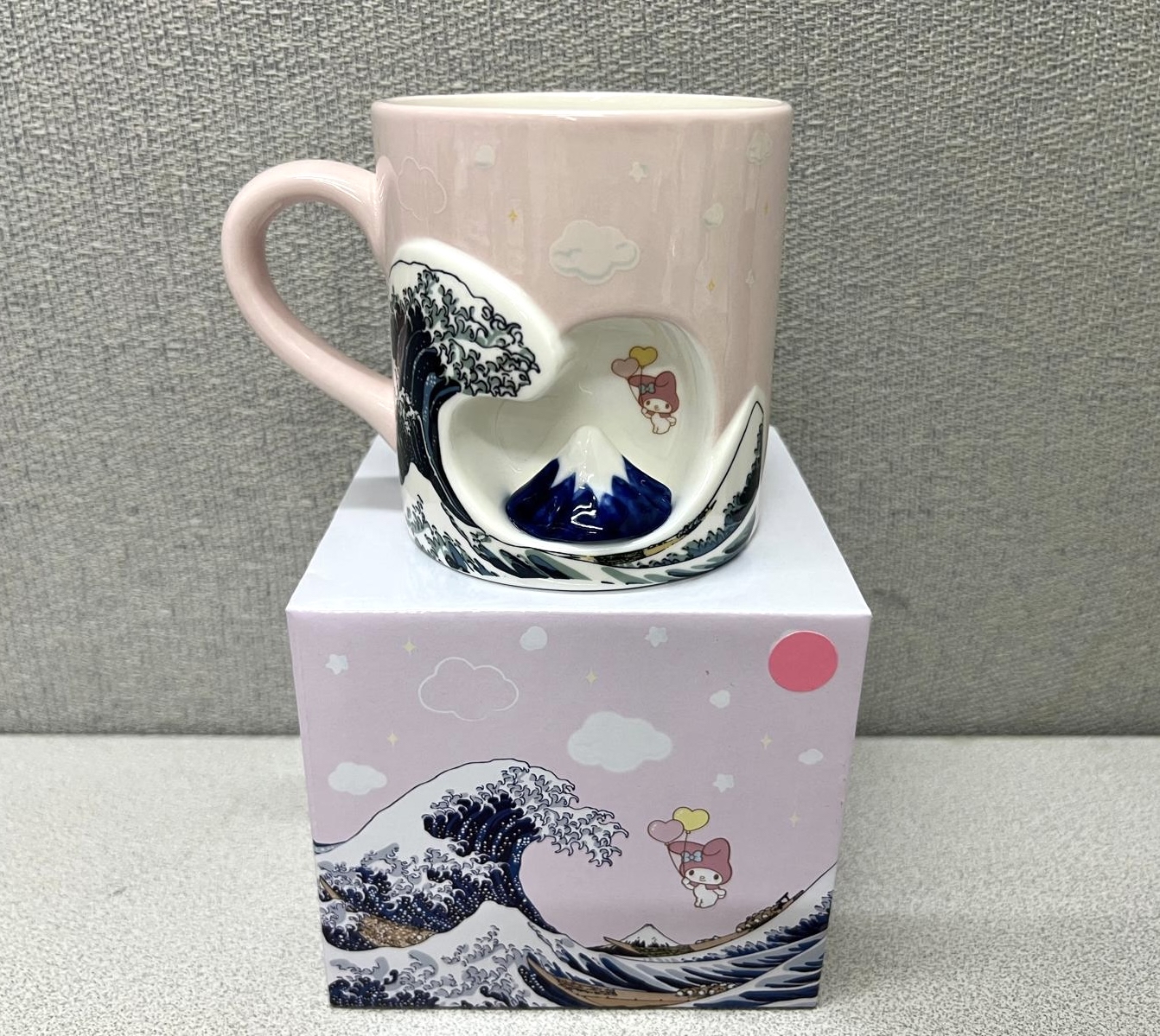 🎌日本直送🎌 Sanrio 立體富士山 《神奈川沖浪裏》主題杯 