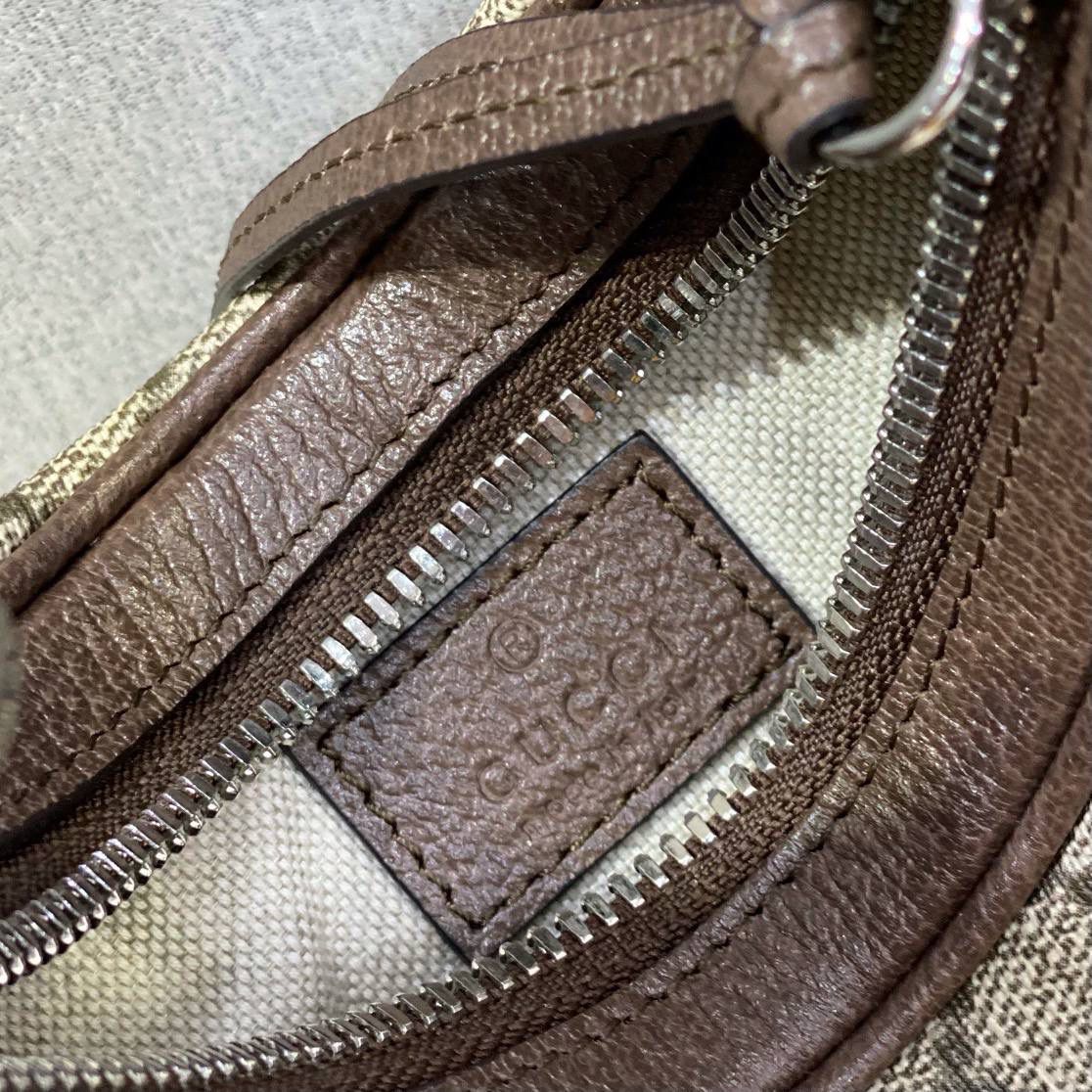 ▪大货实拍 𝗚𝘂𝗰𝗰𝗶 𝗔𝘁𝘁𝗮𝗰𝗵𝗲新品系列 型号：699409 尺寸：23*22*5cm