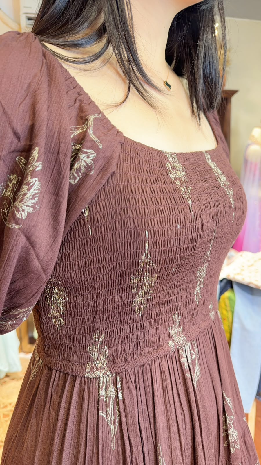 3521 Choco Wide Neck Full Rubberband Chest OP 45"