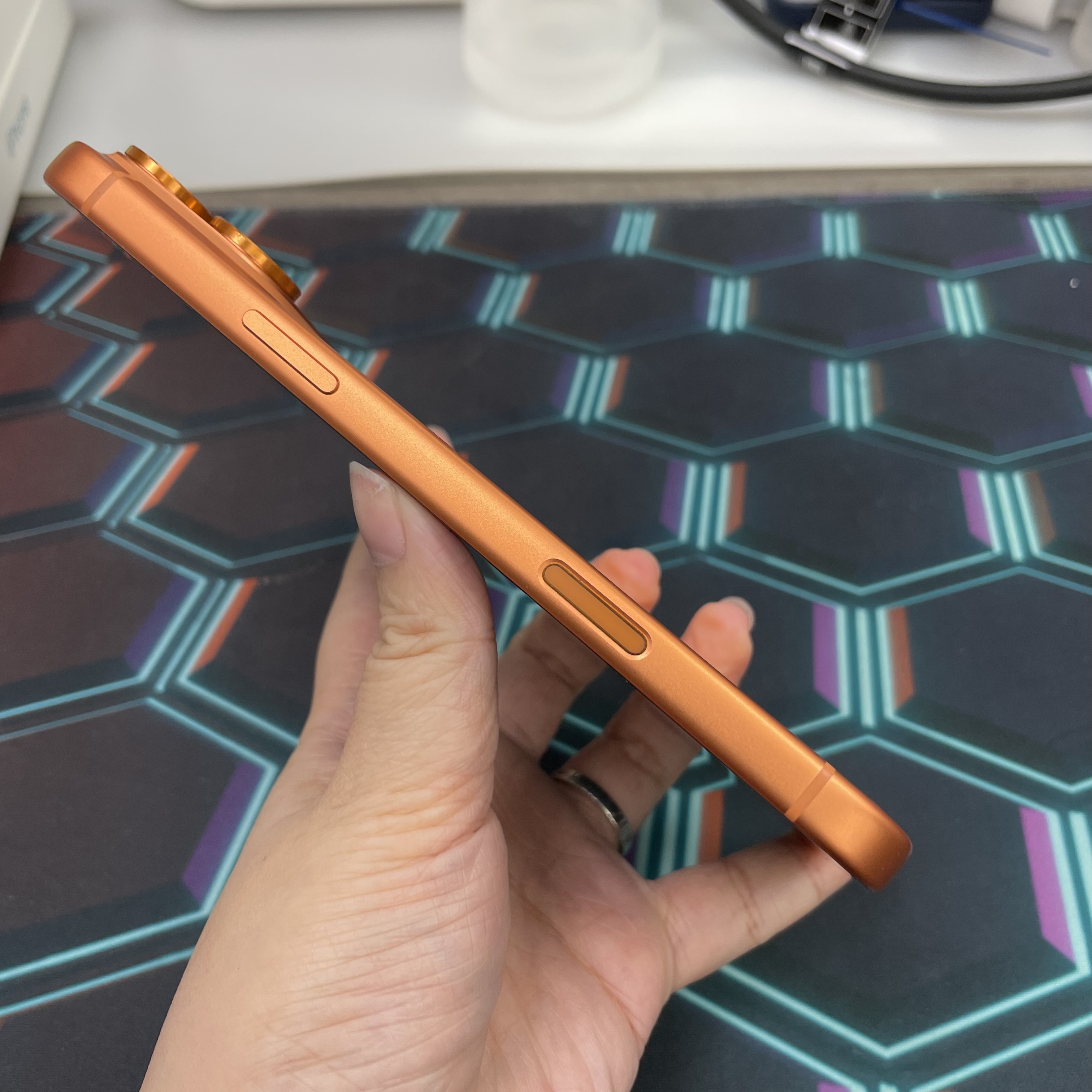 *8047 17 Pro max 完美機 512GB 電100 橙色 orange