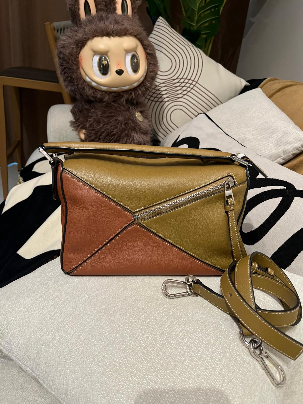 Loewe Puzzle Small 三拼色 Calfskin 100%Authentic, 98%New ✅Dust bag