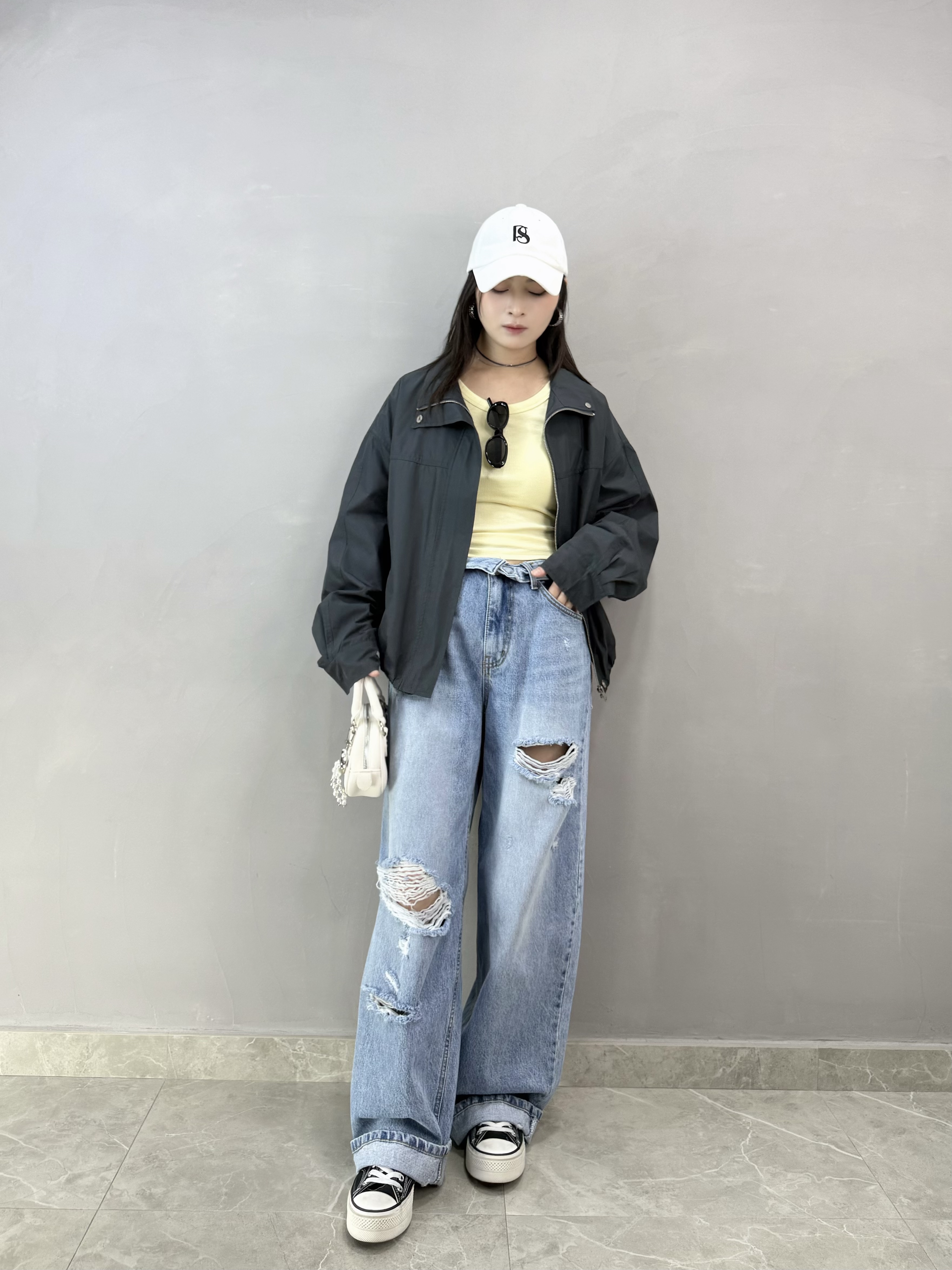 H84 反腰爛牛仔褲