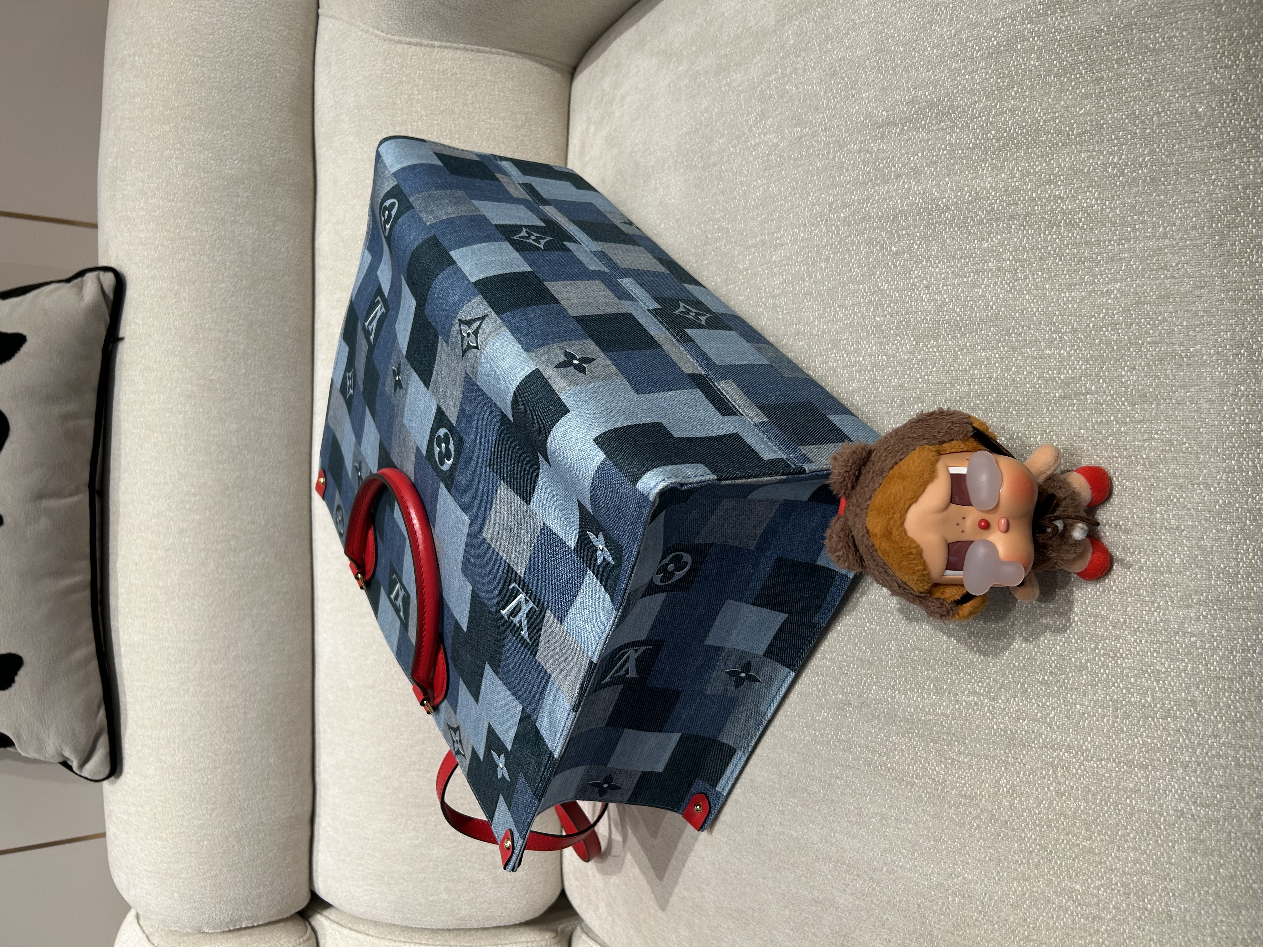 LV  On The Go M44992 Denim 限量版patch work 牛仔布100%Authentic, 98%New ✅Dust bag