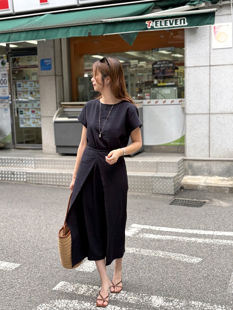 The Timeless Wrap Dress (Navy)