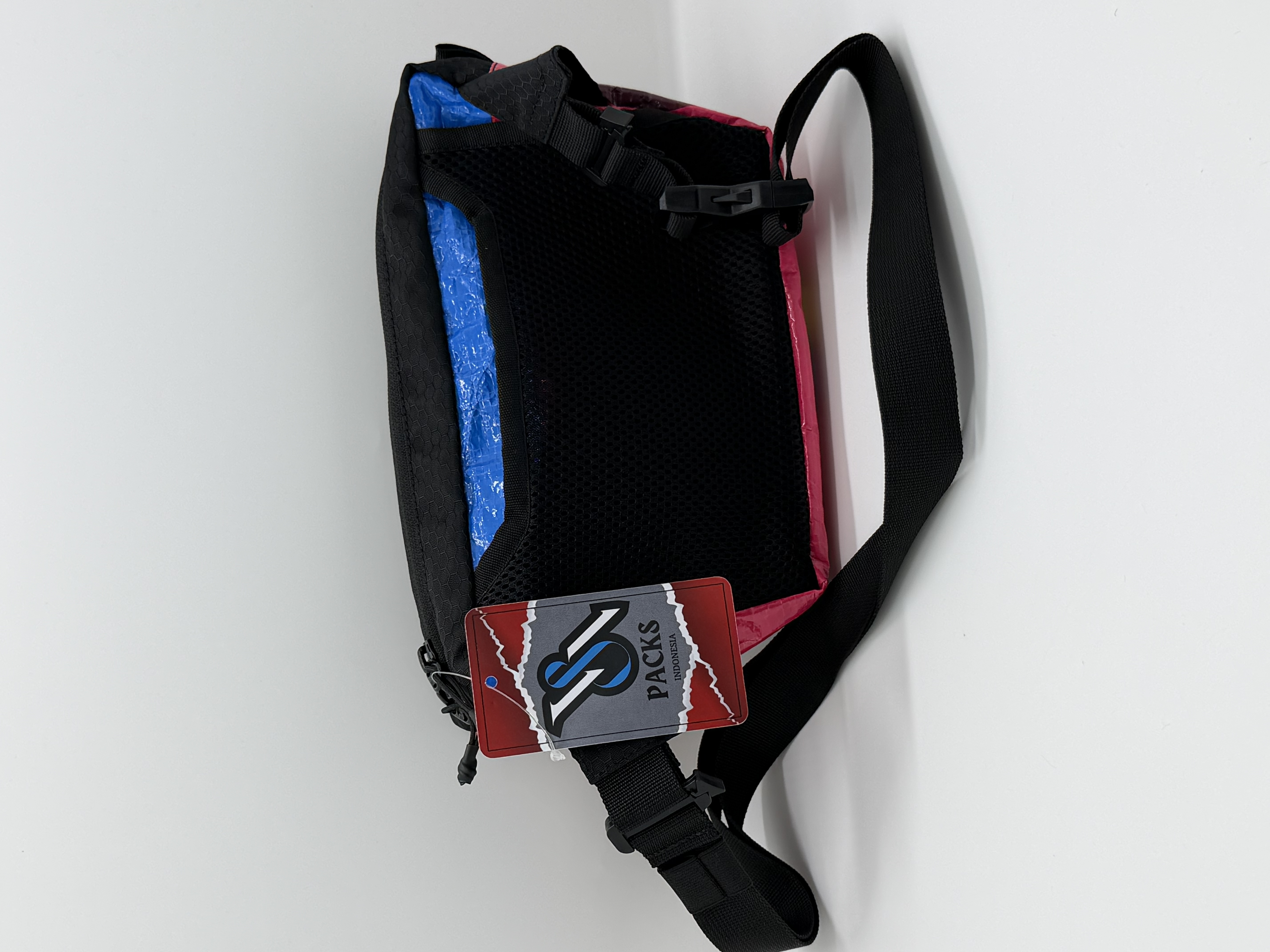 印尼品牌YSR Fanny bag 腰包 斜包 Hello Kitty字款 （沒有Hello Kitty圖案）