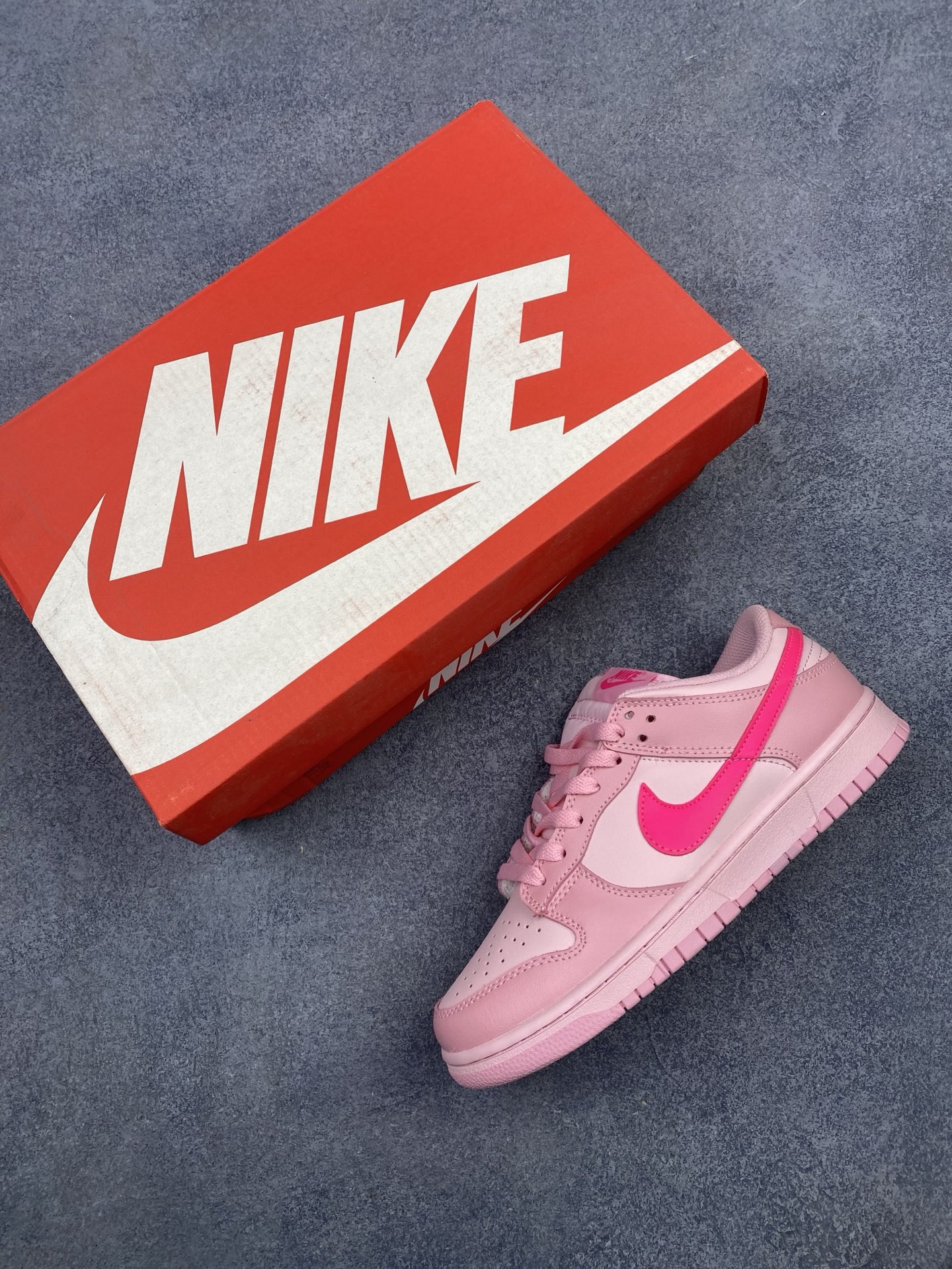 Nike Dunk Low DH9761-600