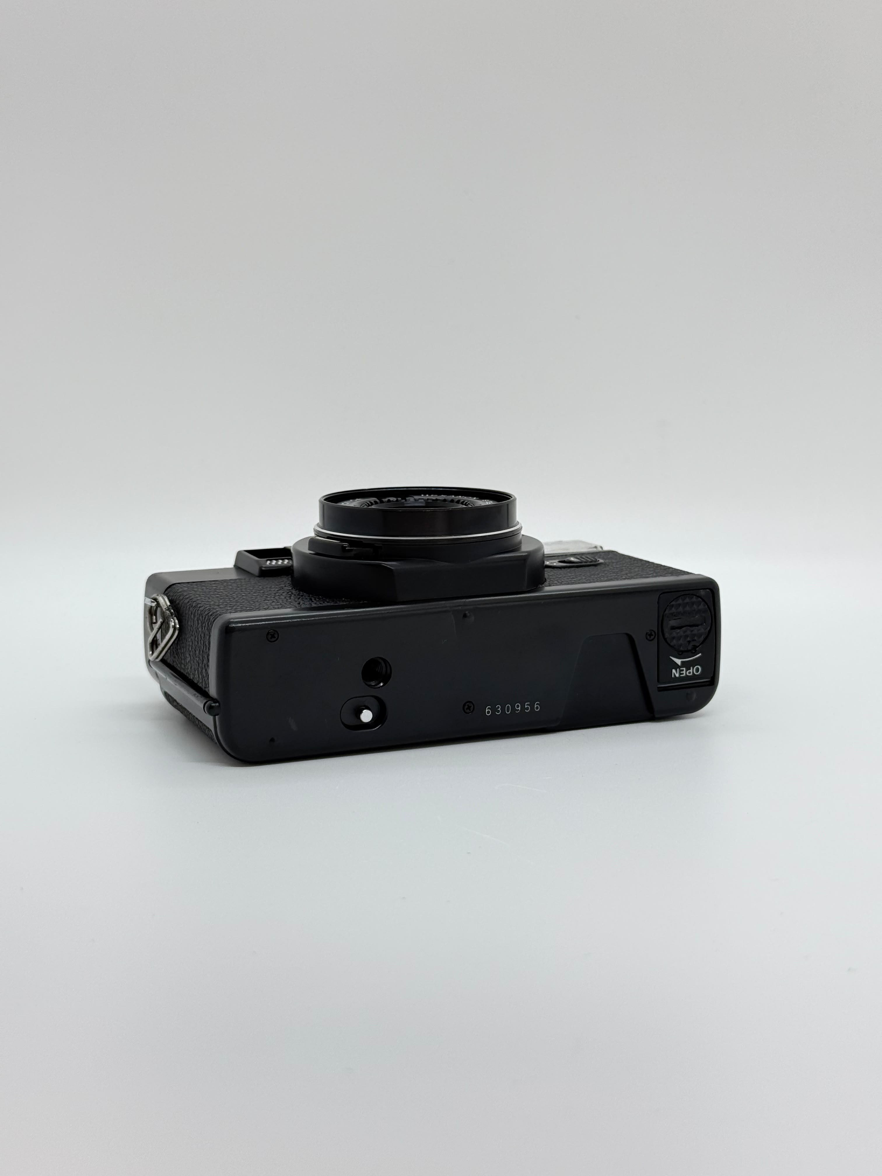 Konica C35 AF2 Point and Shoot (傻瓜機) 菲林相機  