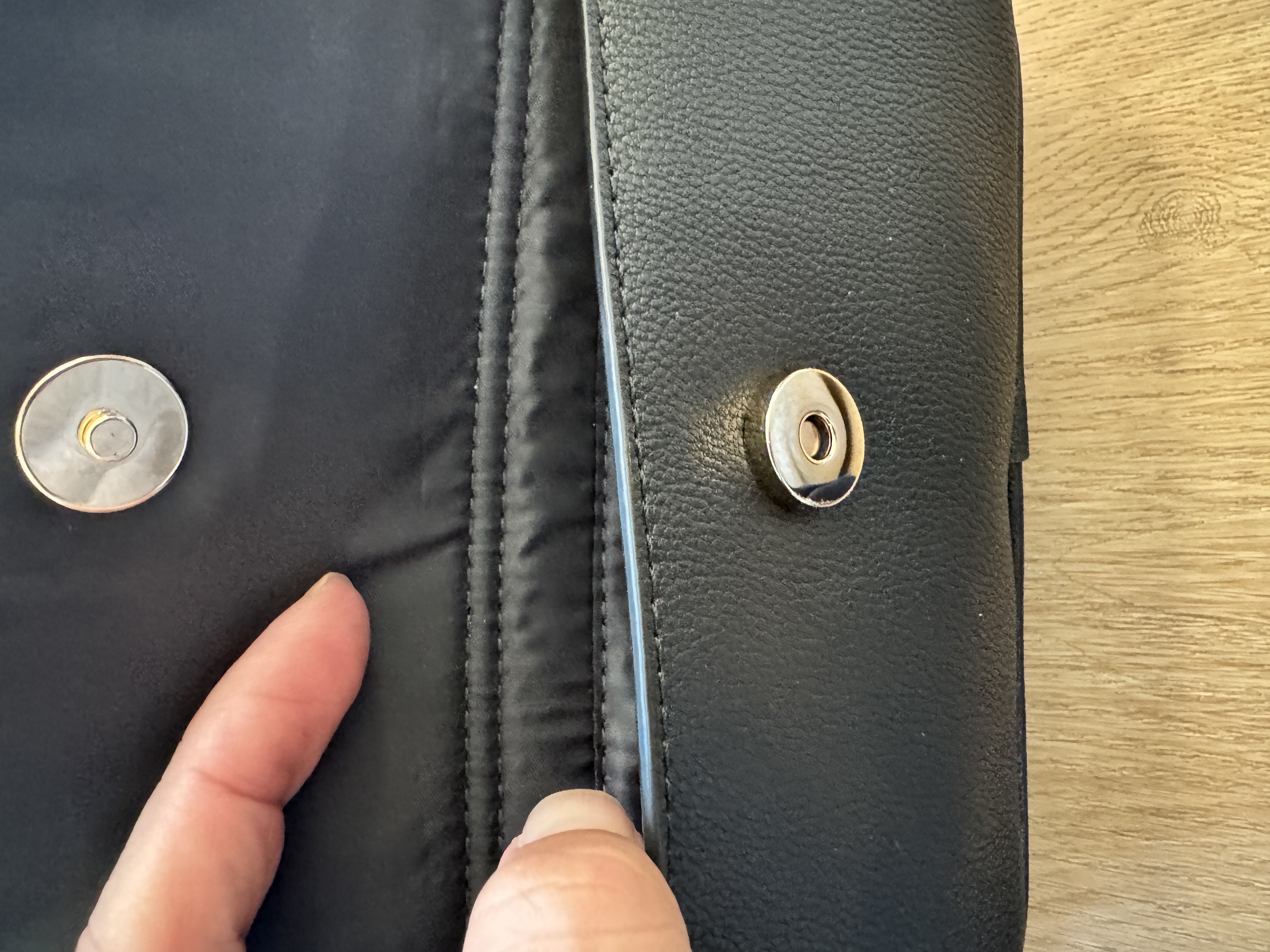 Tommy Hilfiger黑色女裝手袋 (香港現貨)