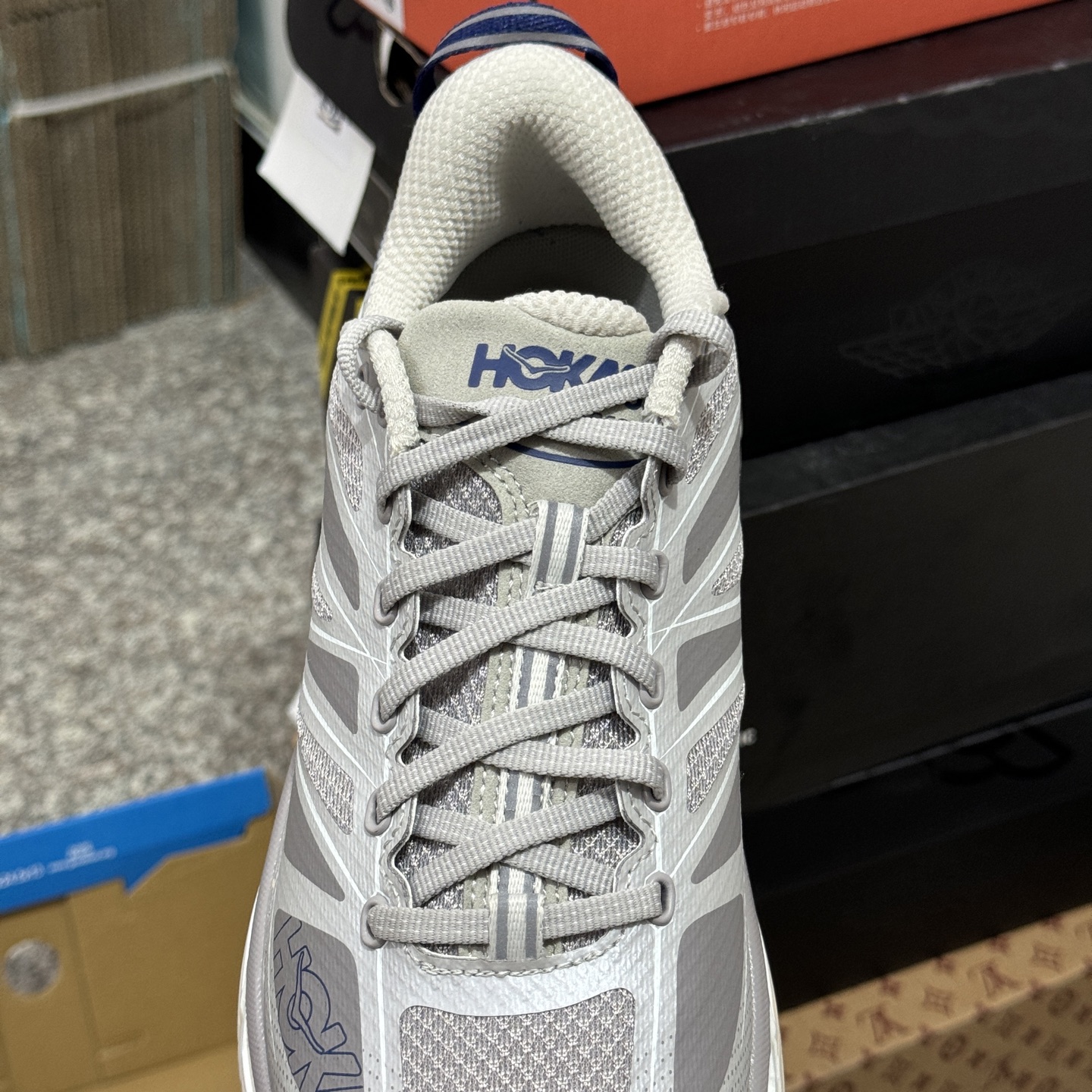 HOKA Mafate Speed 2